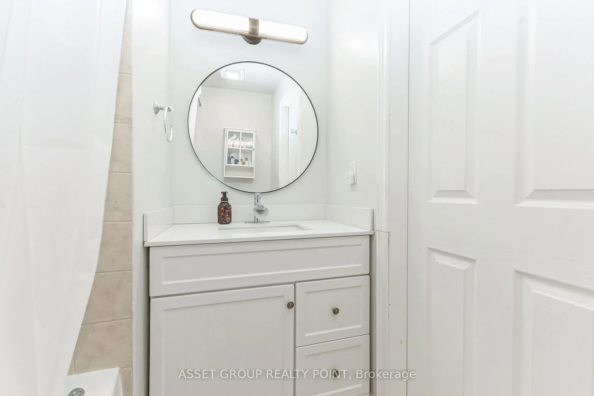 Photo 20 of Unit 33, 1751 Lampman Avenue, Burlington, Uptown — HOMEH