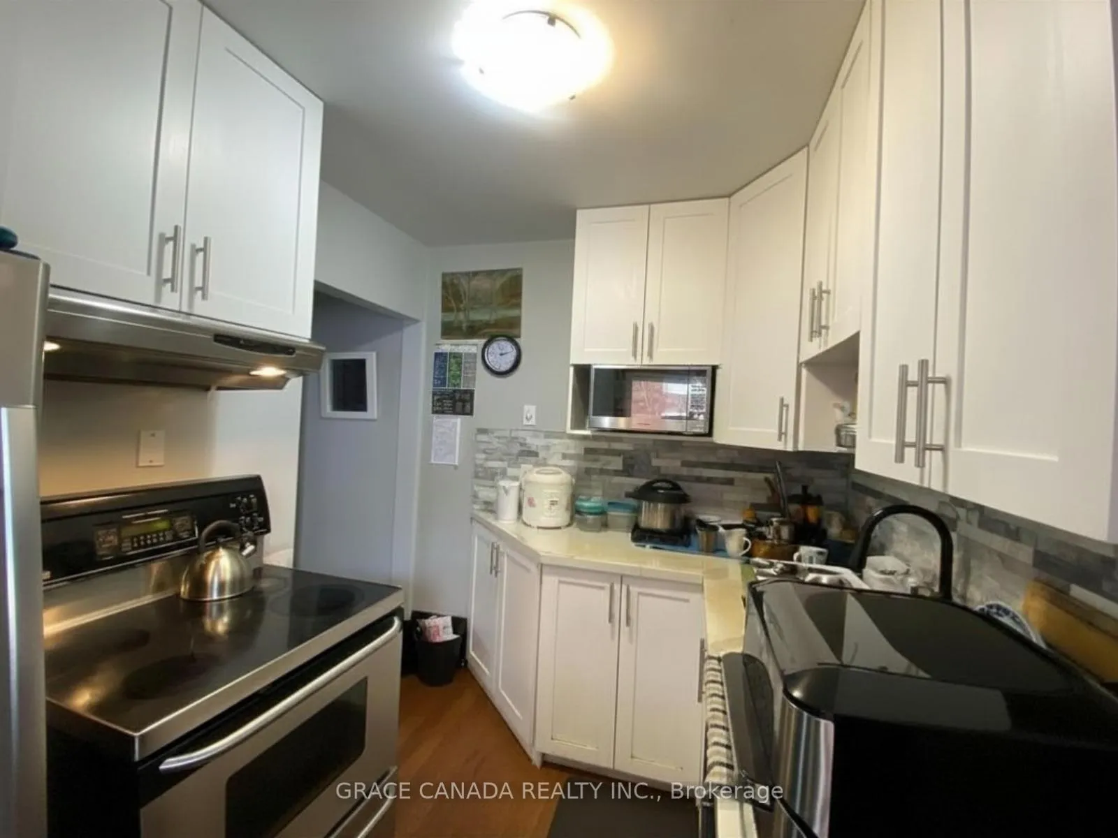 Photo 3 of Unit Main Level, 4765 Sixth Avenue, Niagara Falls, Cherrywood — HOMEH
