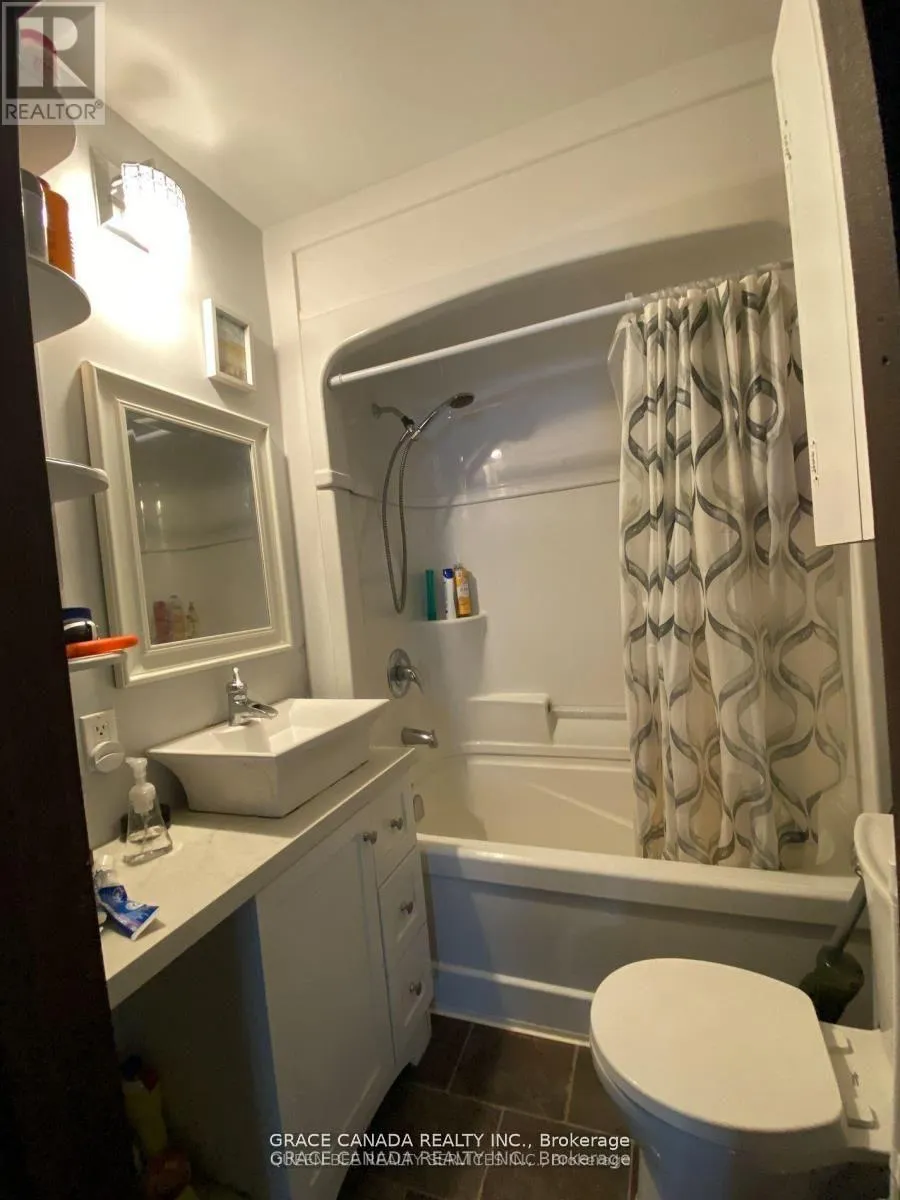 Photo 4 of Unit Main Level, 4765 Sixth Avenue, Niagara Falls, Cherrywood — HOMEH