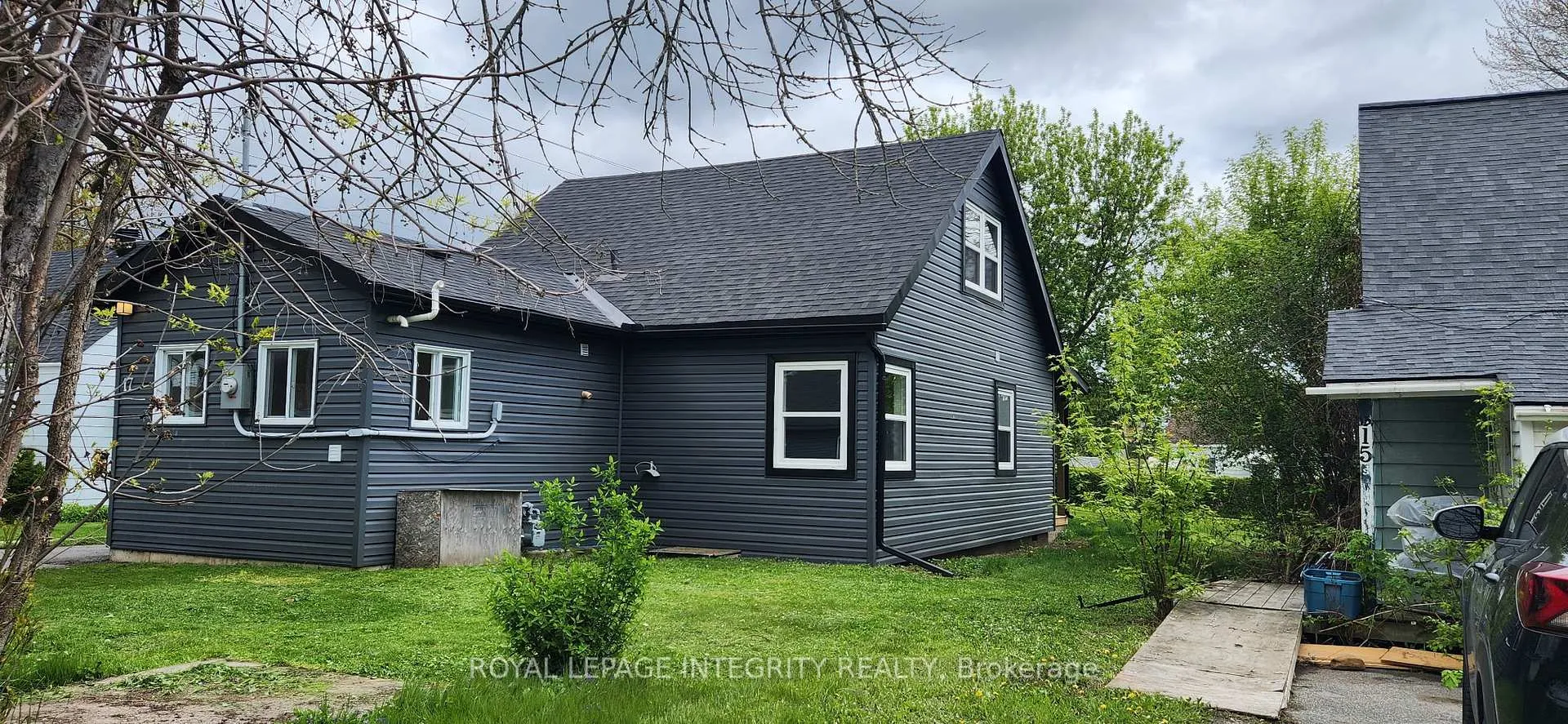 Photo 5 of 17 Roosevelt Drive, Smiths Falls — HOMEH