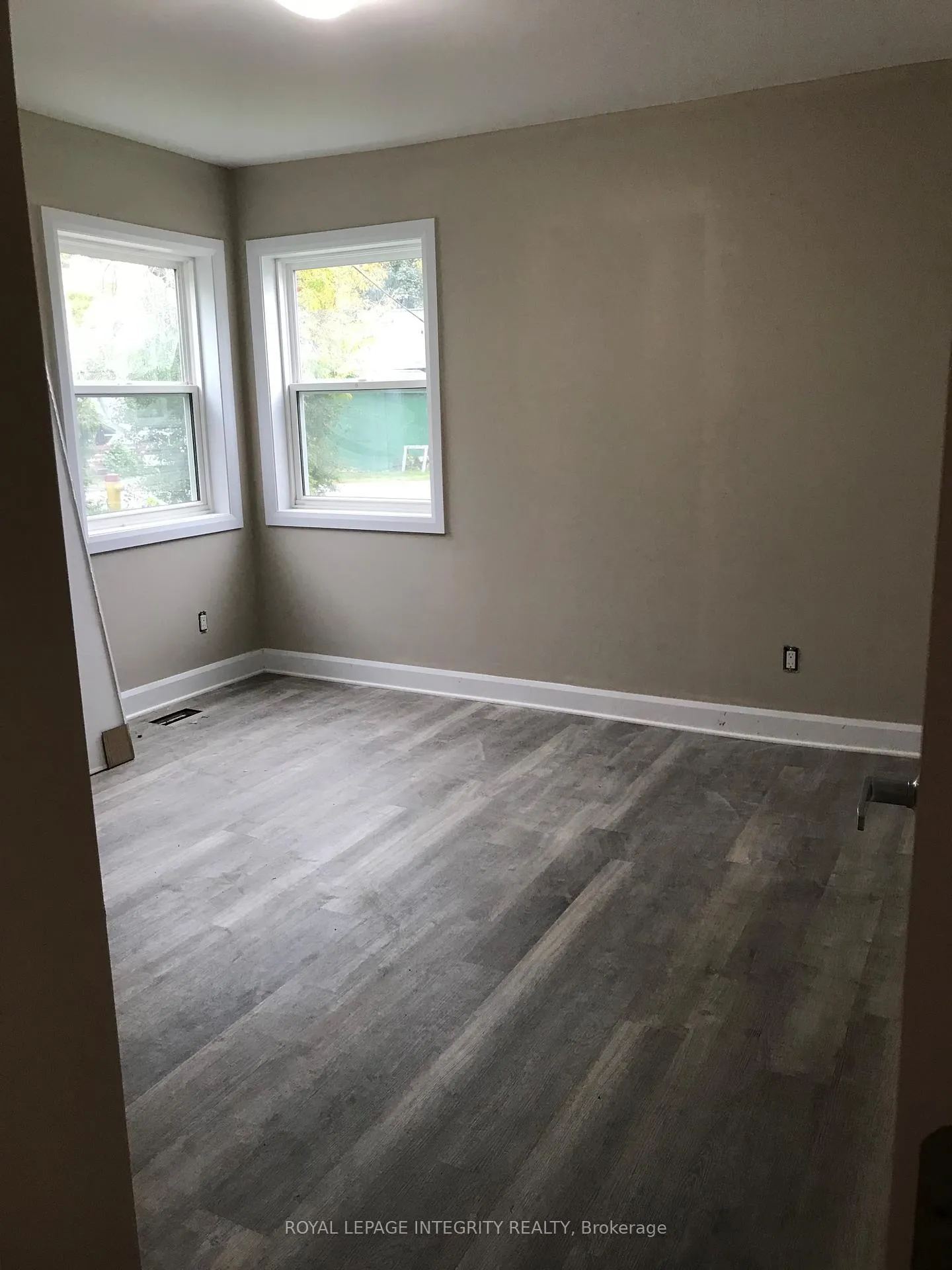 Photo 10 of 17 Roosevelt Drive, Smiths Falls — HOMEH