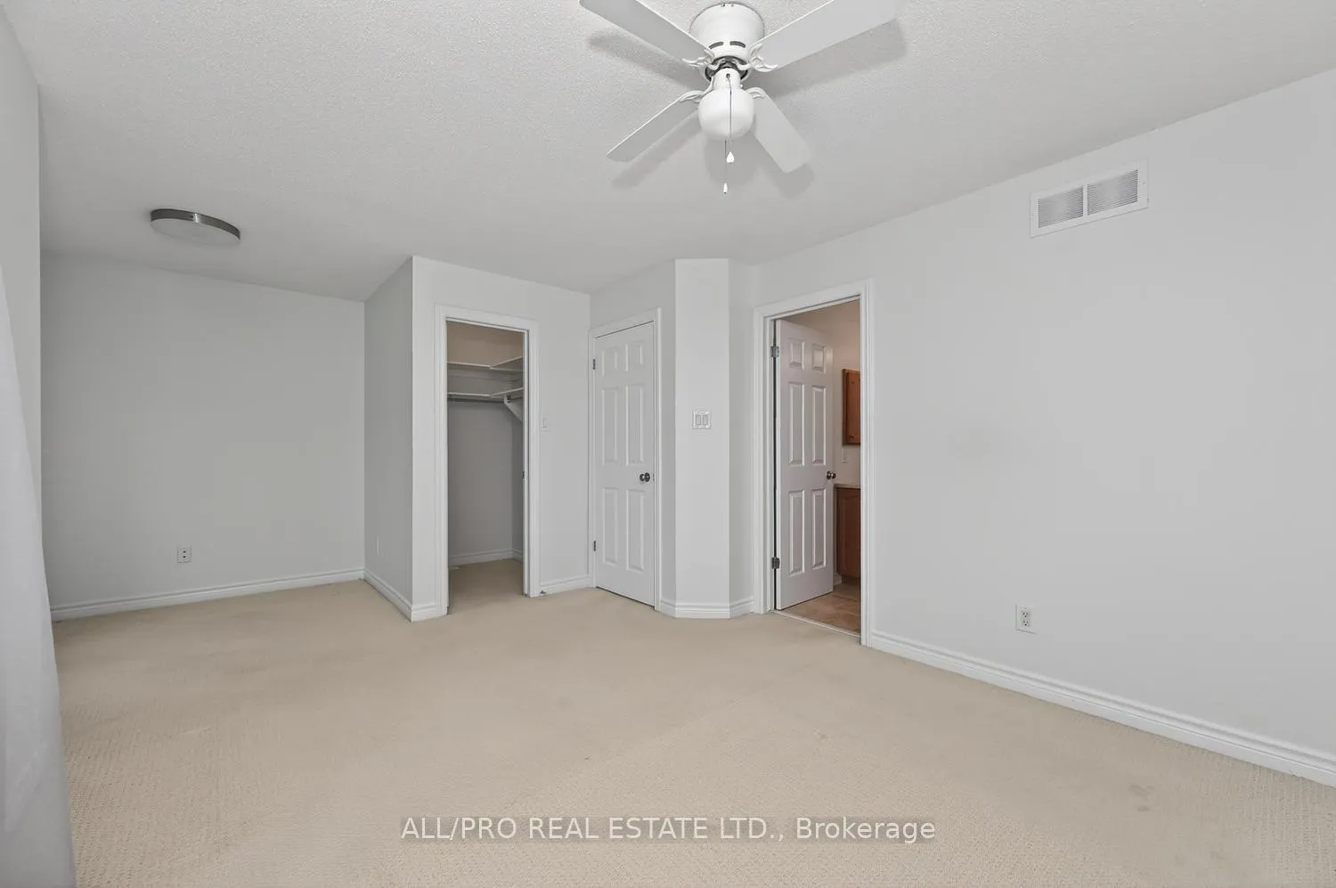 Photo 11 of 219 Jersey Tea Circle, Ottawa, Riverside South/Gloucester Glen — HOMEH