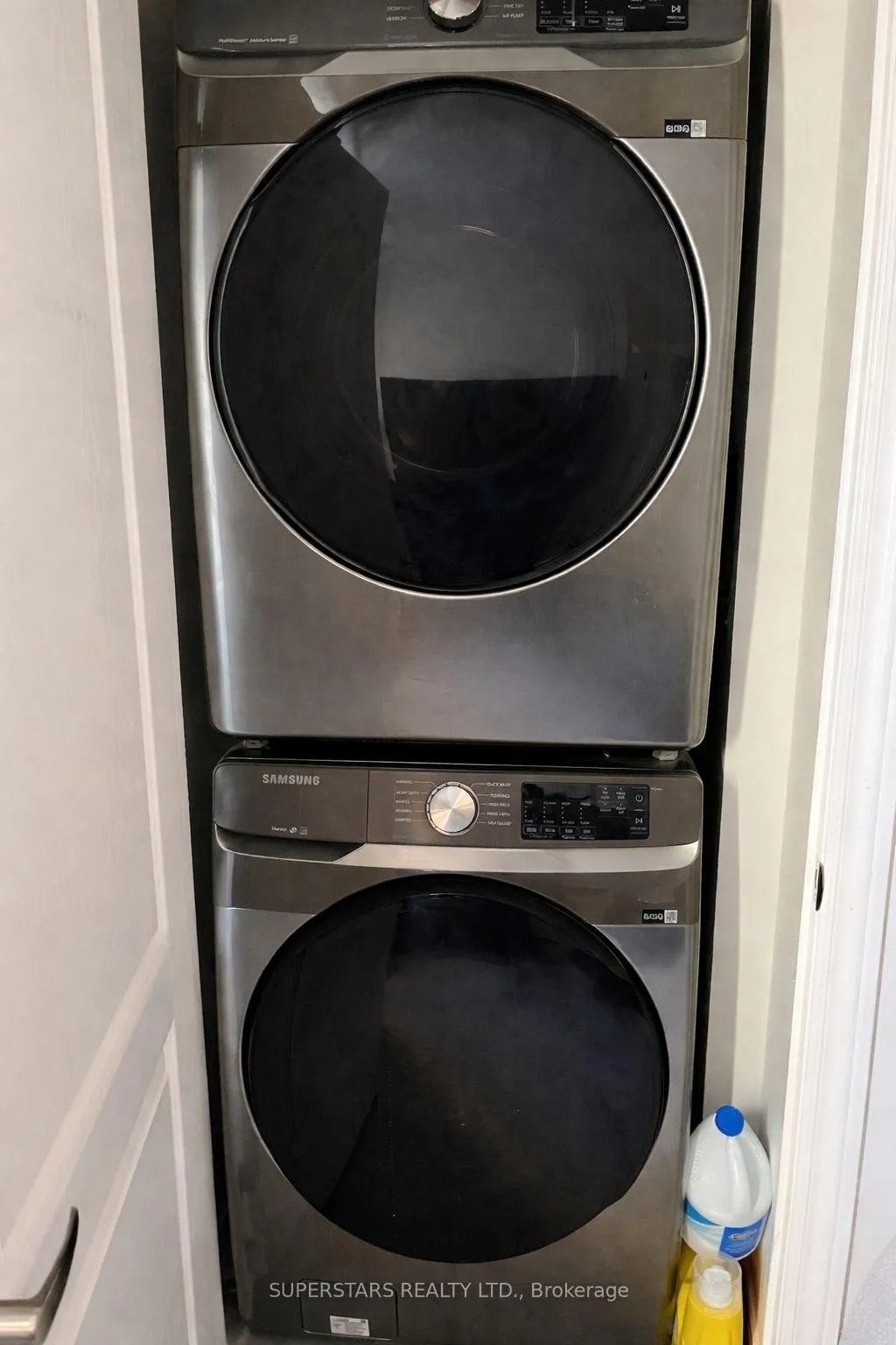 Photo 11 of Unit Coach, 4 Waterleaf Road, Markham, Cornell — HOMEH