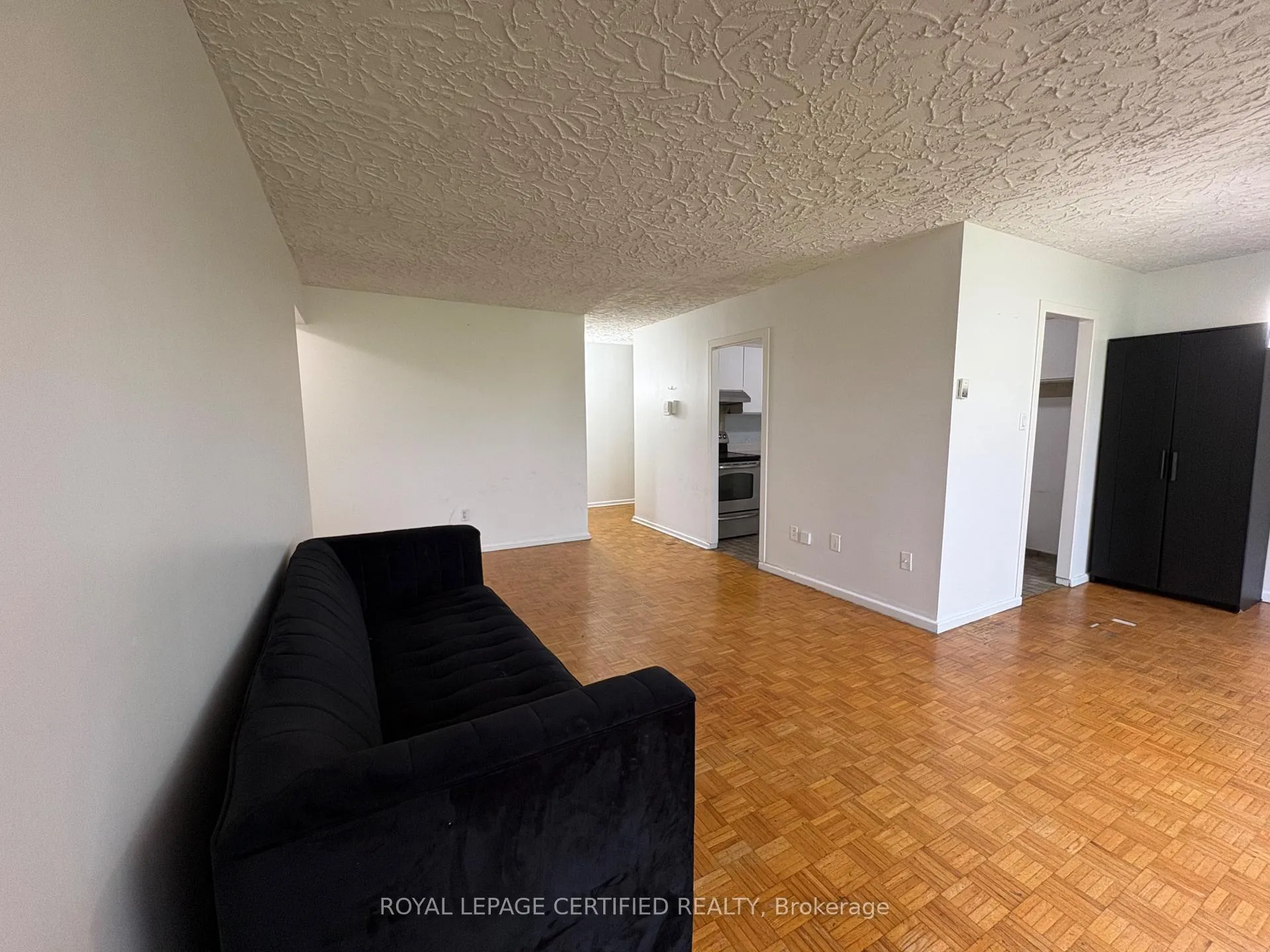 Photo 4 of Unit 202, 735 Don Mills Road, Toronto, Flemingdon Park — HOMEH