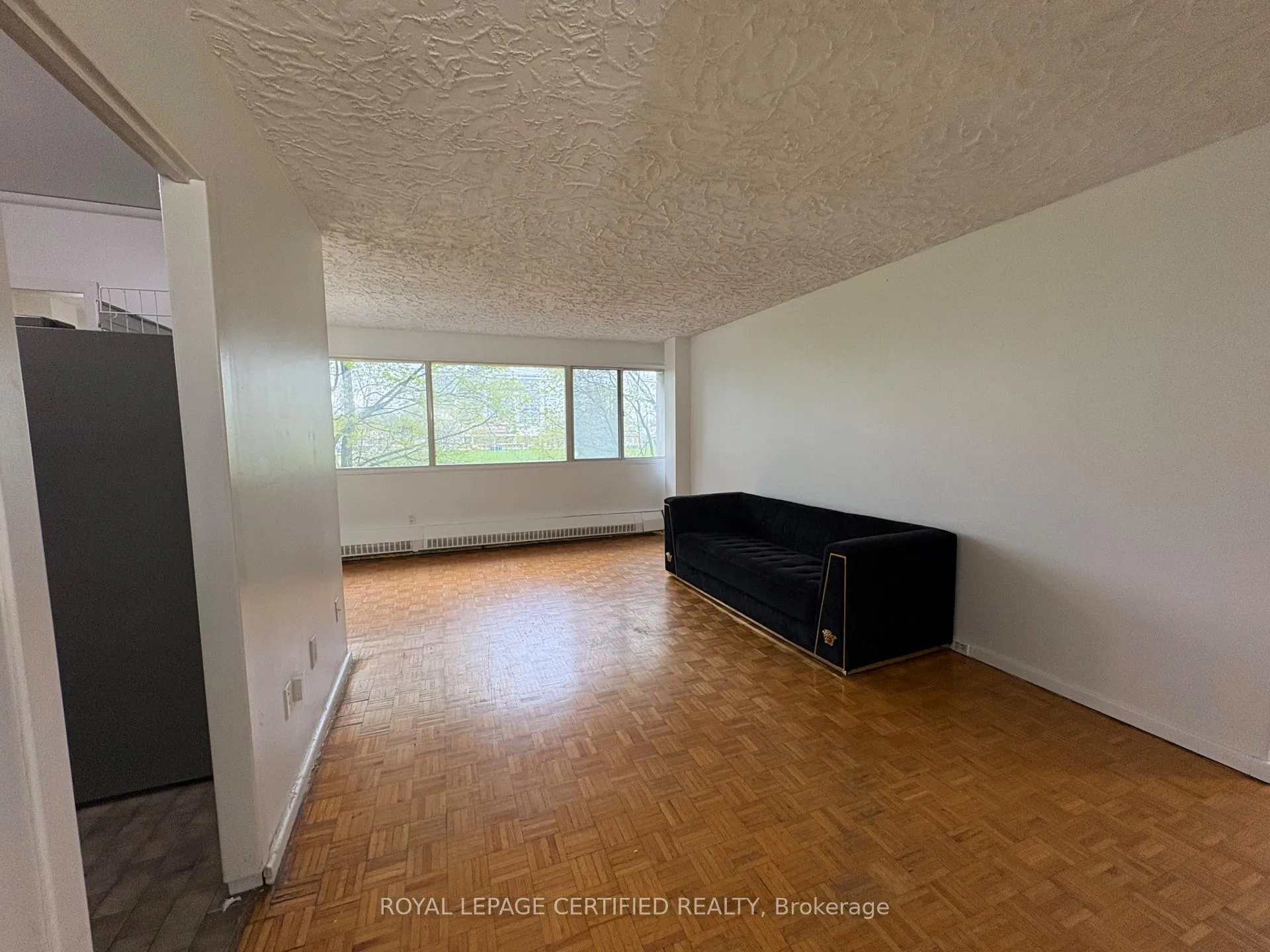 Photo 6 of Unit 202, 735 Don Mills Road, Toronto, Flemingdon Park — HOMEH
