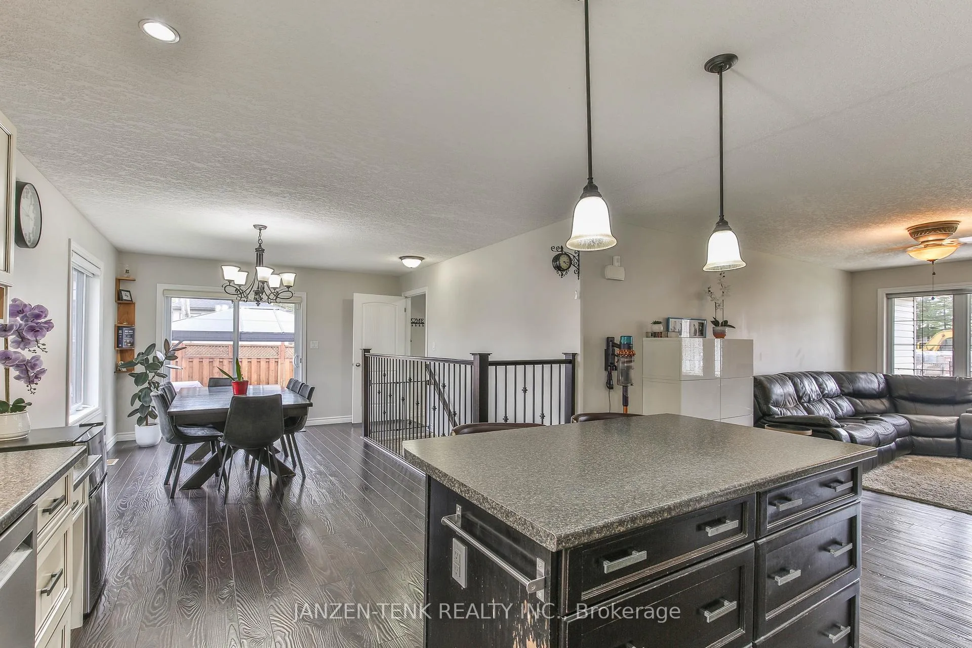 Photo 12 of 9240 Old Chapel Street, Bayham, Straffordville — HOMEH