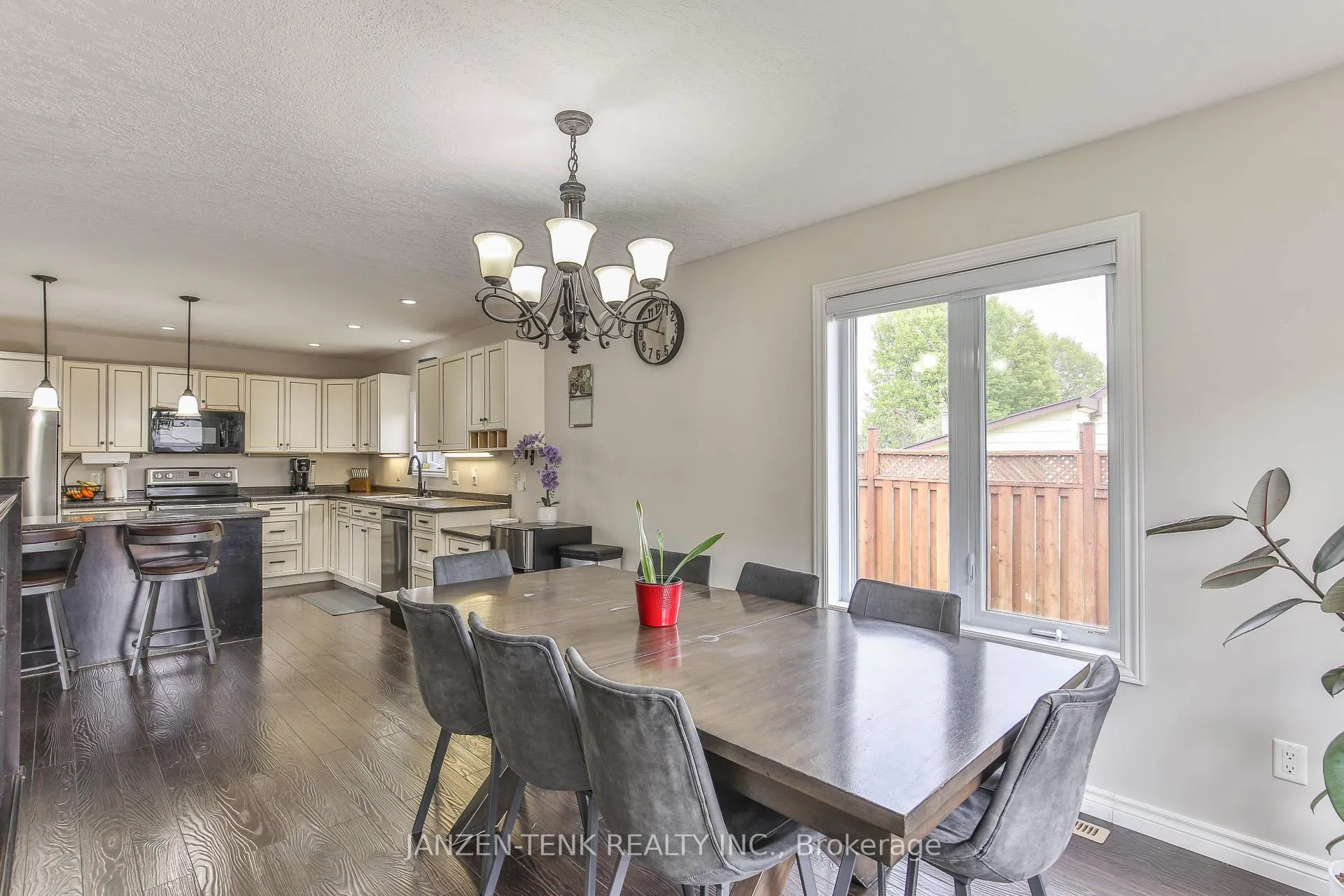 Photo 16 of 9240 Old Chapel Street, Bayham, Straffordville — HOMEH