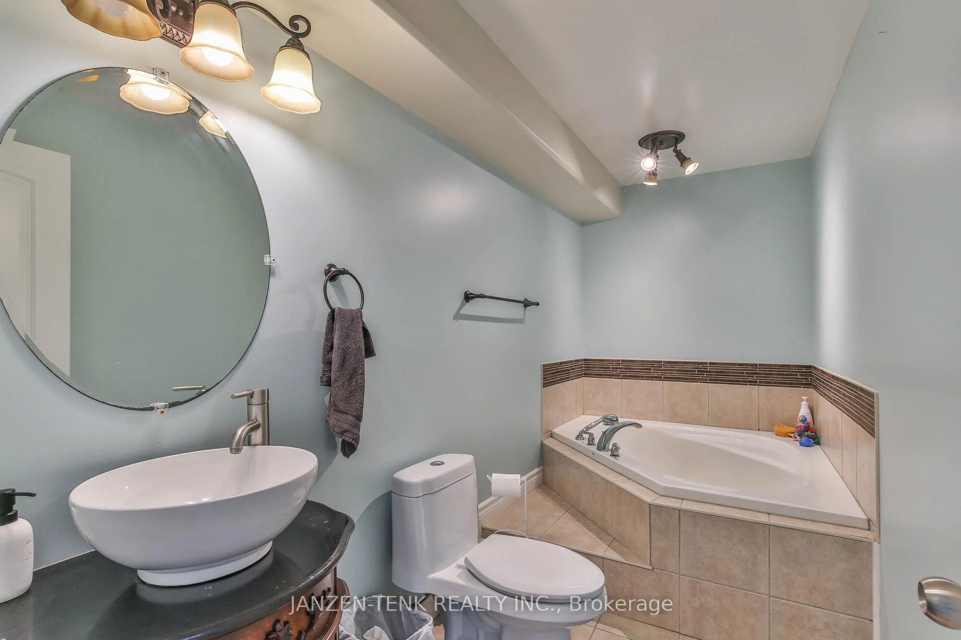 Photo 30 of 9240 Old Chapel Street, Bayham, Straffordville — HOMEH