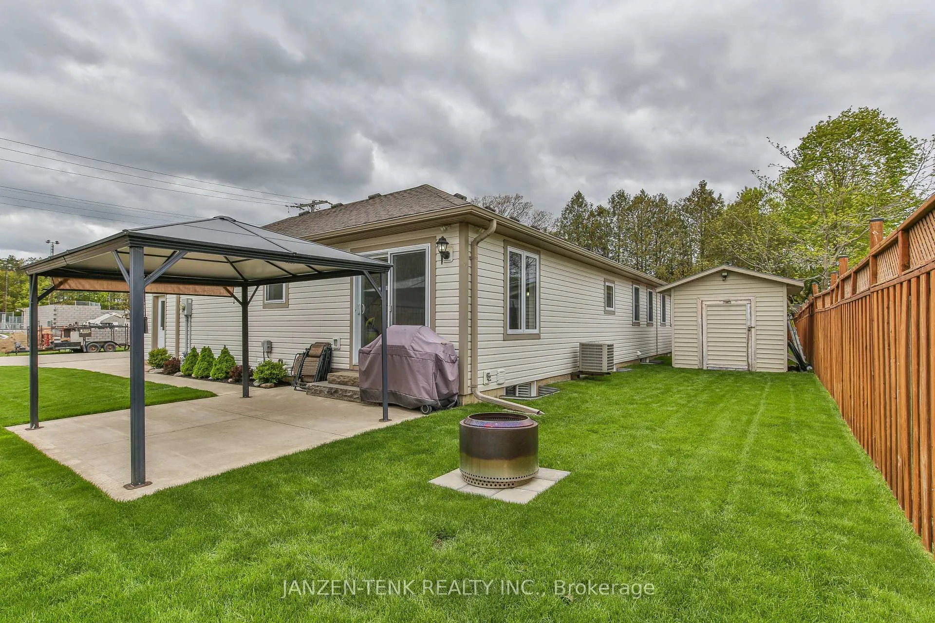 Photo 33 of 9240 Old Chapel Street, Bayham, Straffordville — HOMEH