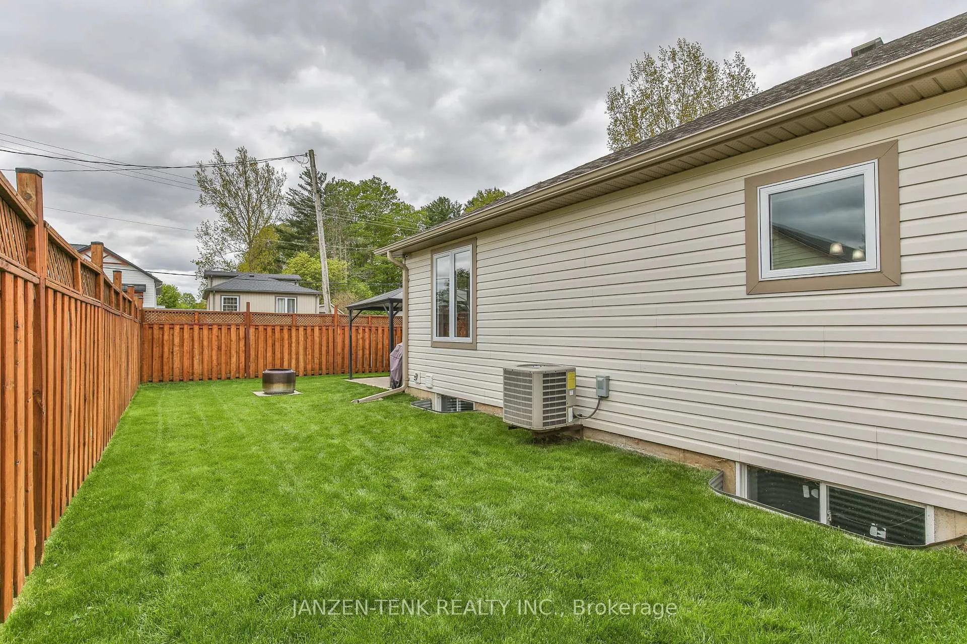 Photo 34 of 9240 Old Chapel Street, Bayham, Straffordville — HOMEH