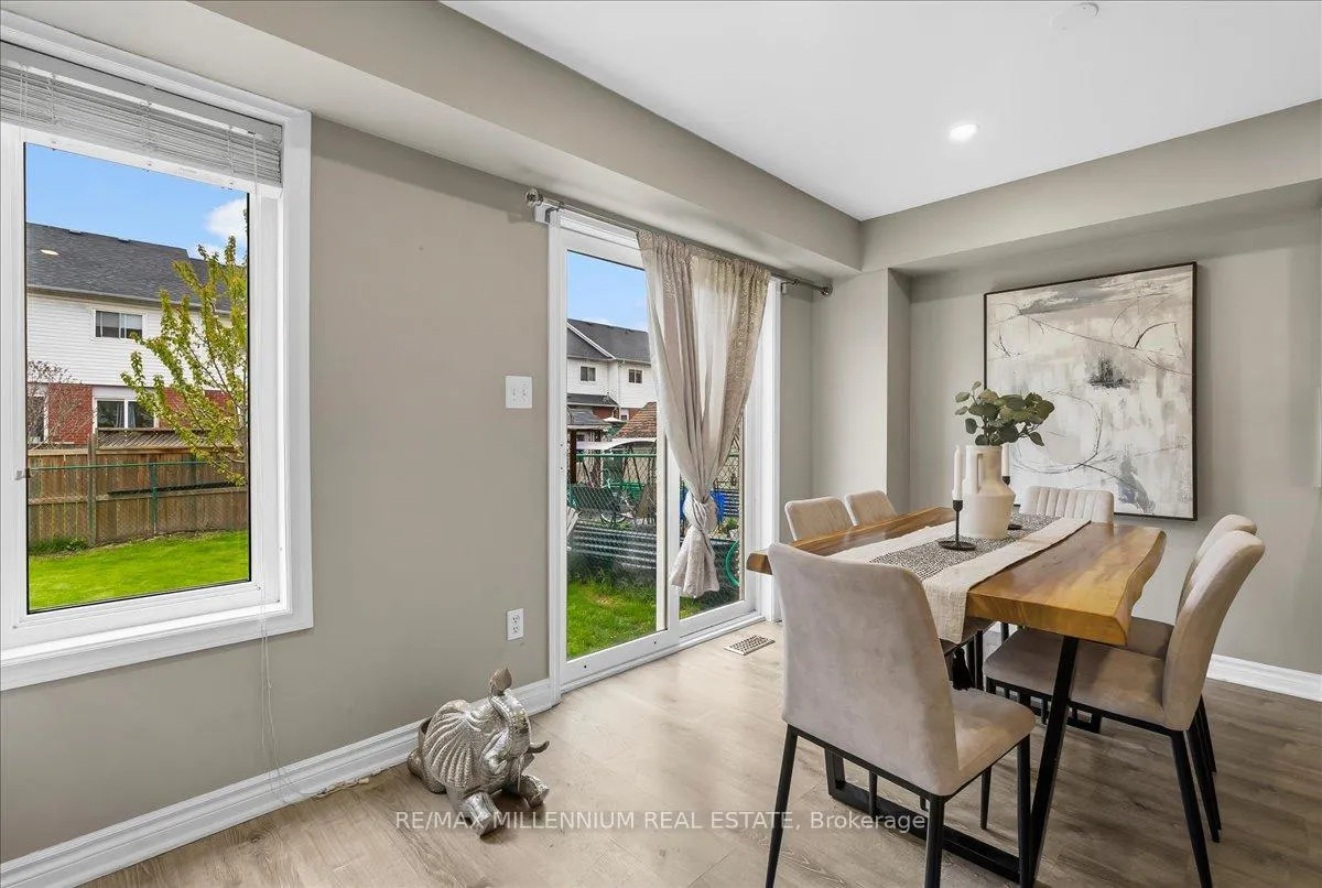 Photo 2 of 214 Graburn Avenue, Oshawa, Central — HOMEH