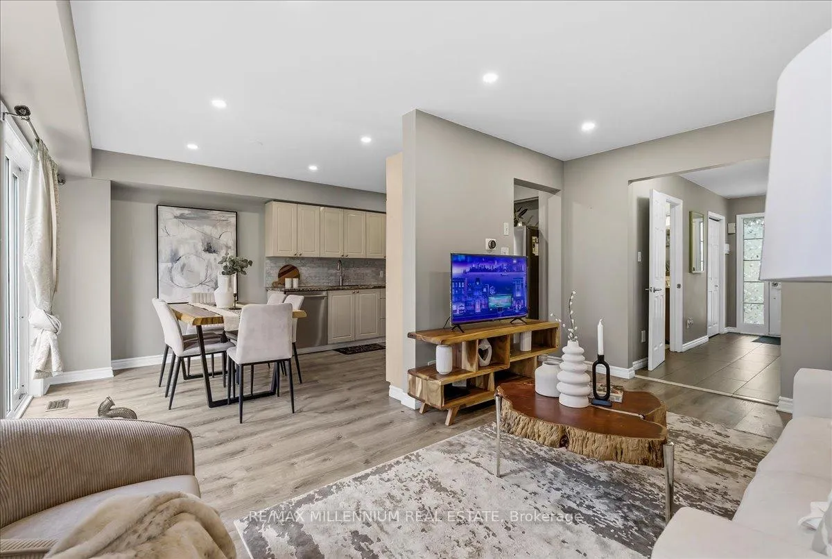 Photo 7 of 214 Graburn Avenue, Oshawa, Central — HOMEH