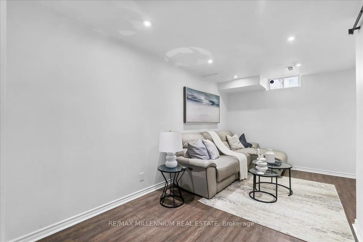 Photo 24 of 214 Graburn Avenue, Oshawa, Central — HOMEH