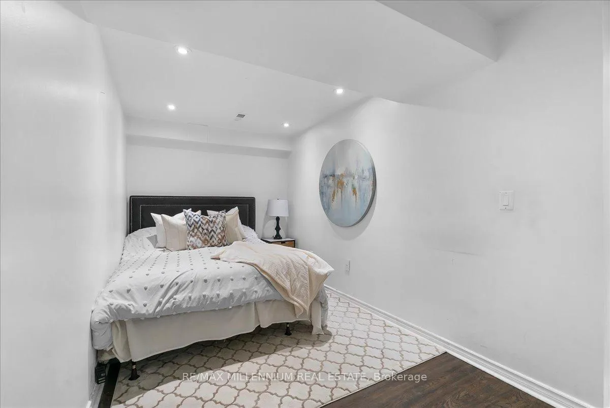 Photo 25 of 214 Graburn Avenue, Oshawa, Central — HOMEH