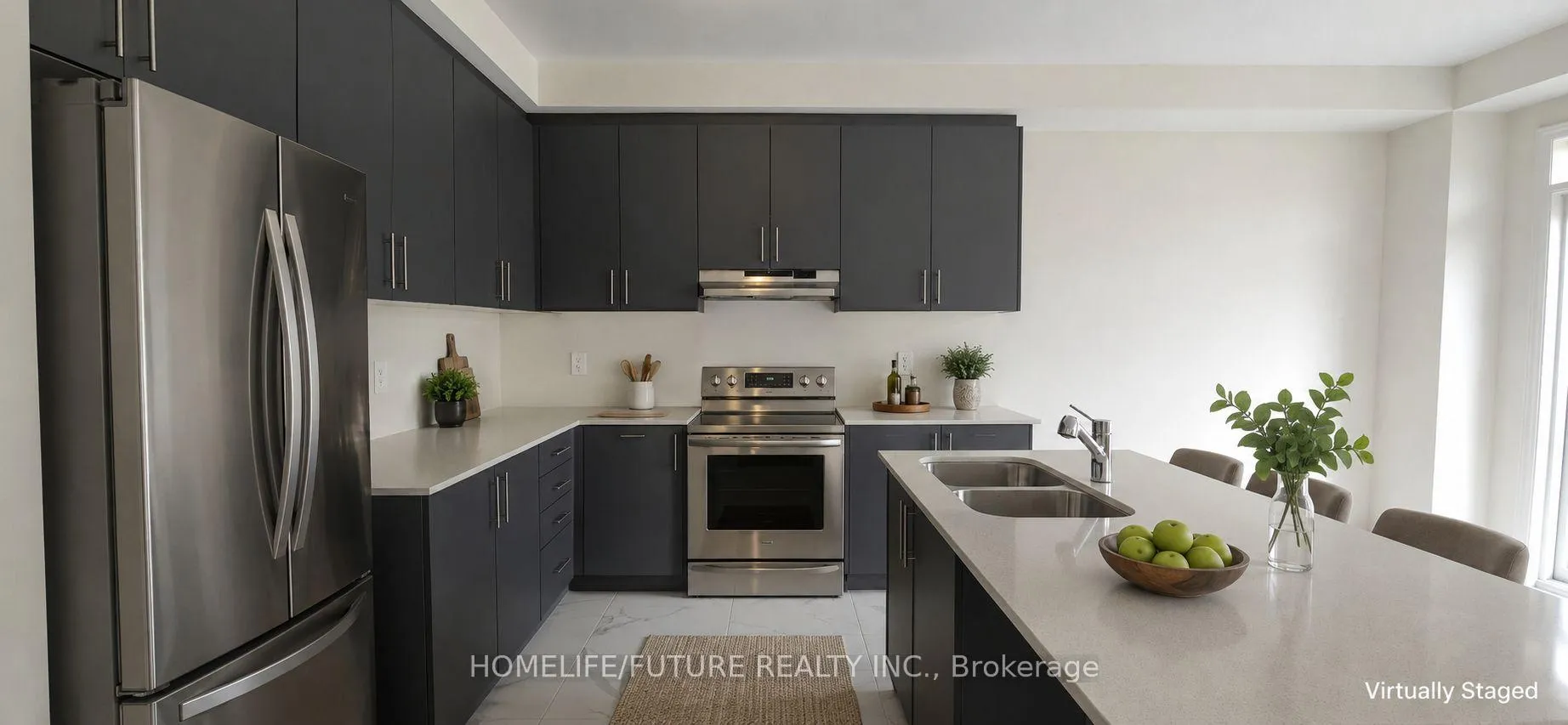 Photo 4 of 26 Rackham Lane, Clarington, Courtice — HOMEH