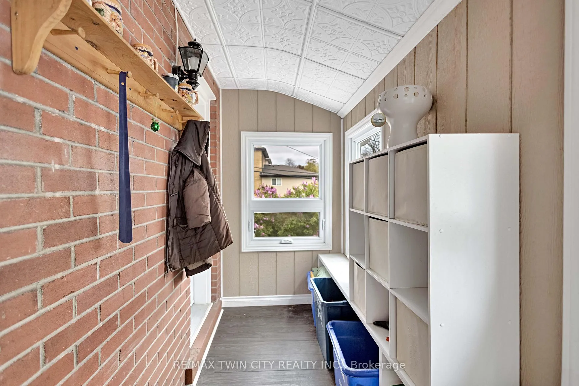 Photo 15 of 140 Terrace Hill Street, Brantford — HOMEH