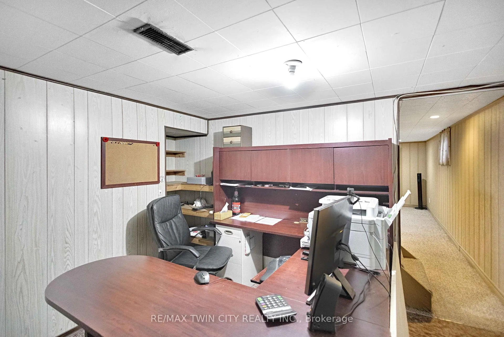 Photo 31 of 140 Terrace Hill Street, Brantford — HOMEH