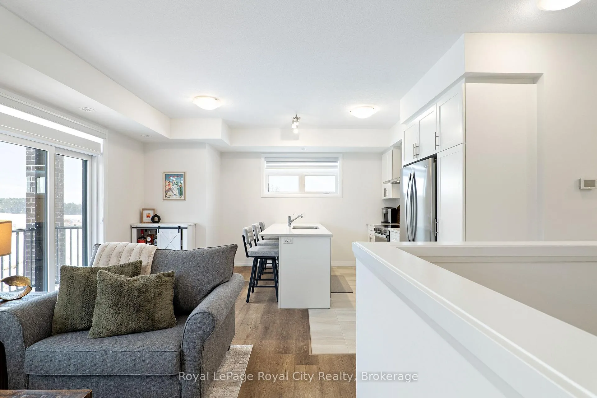 Photo 15 of 83 Thatcher Drive, Guelph, Kortright East — HOMEH