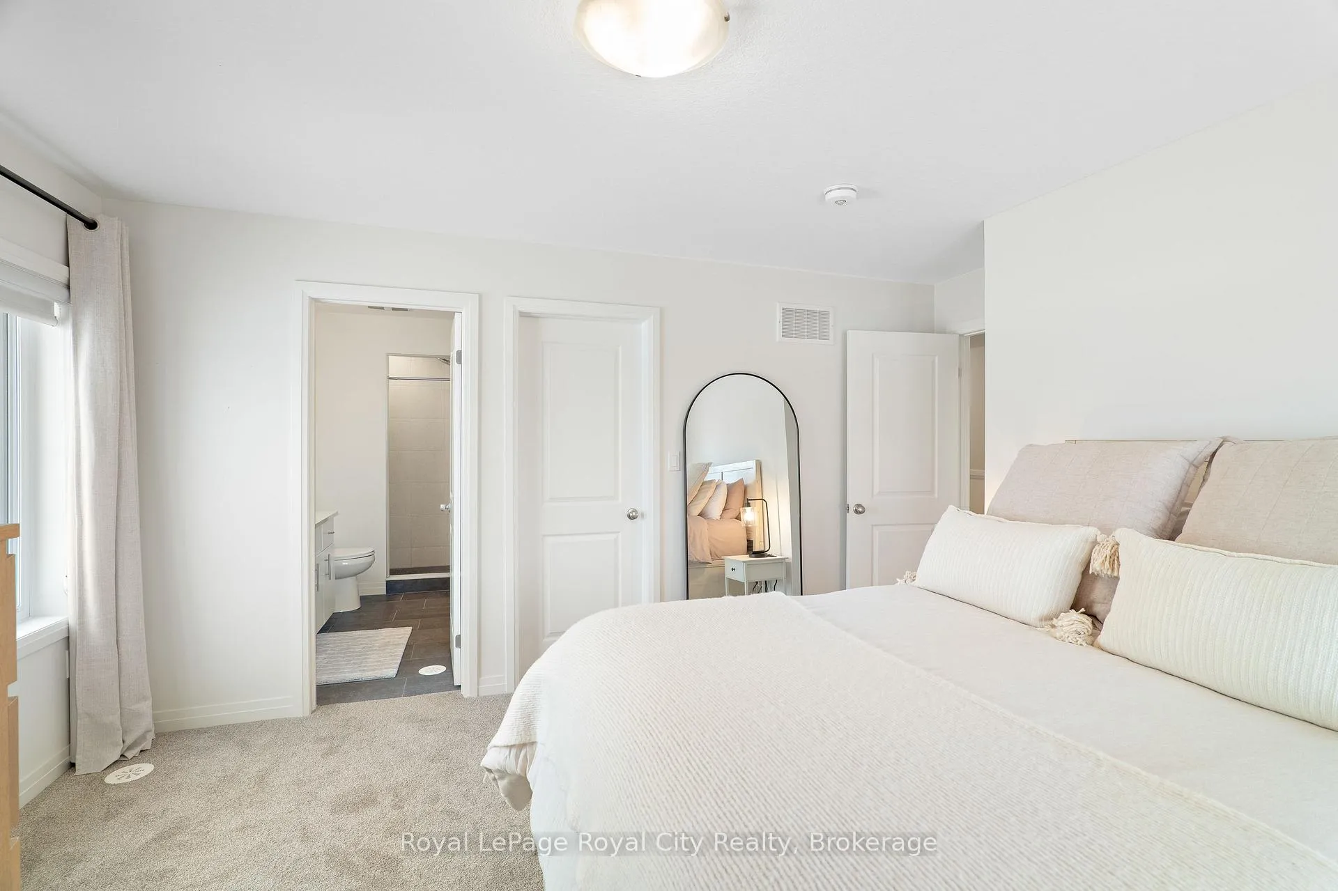 Photo 29 of 83 Thatcher Drive, Guelph, Kortright East — HOMEH