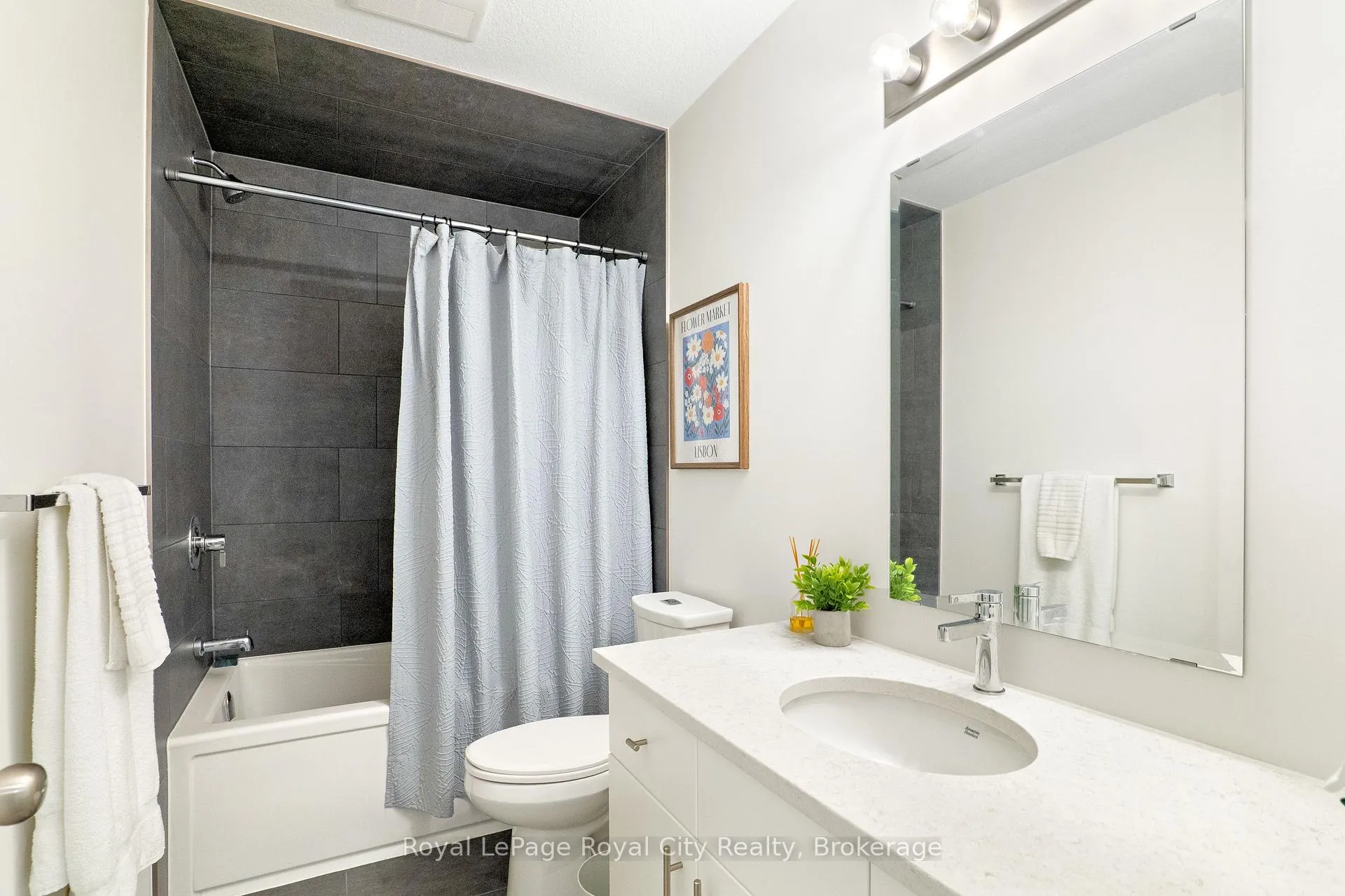 Photo 35 of 83 Thatcher Drive, Guelph, Kortright East — HOMEH
