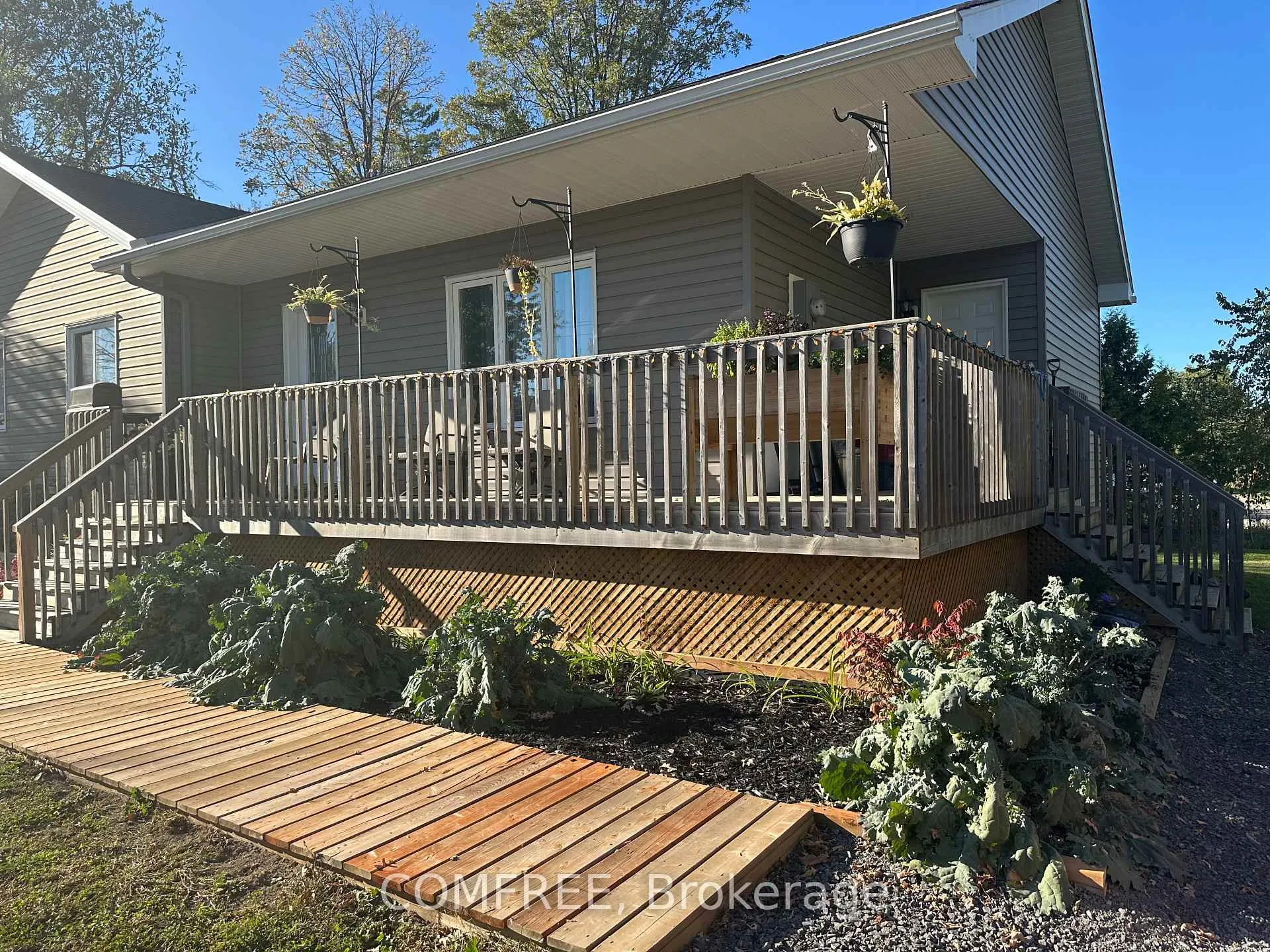 Photo 2 of 140 Russett Drive, McNab/Braeside, Mcnab/Braeside Twps — HOMEH