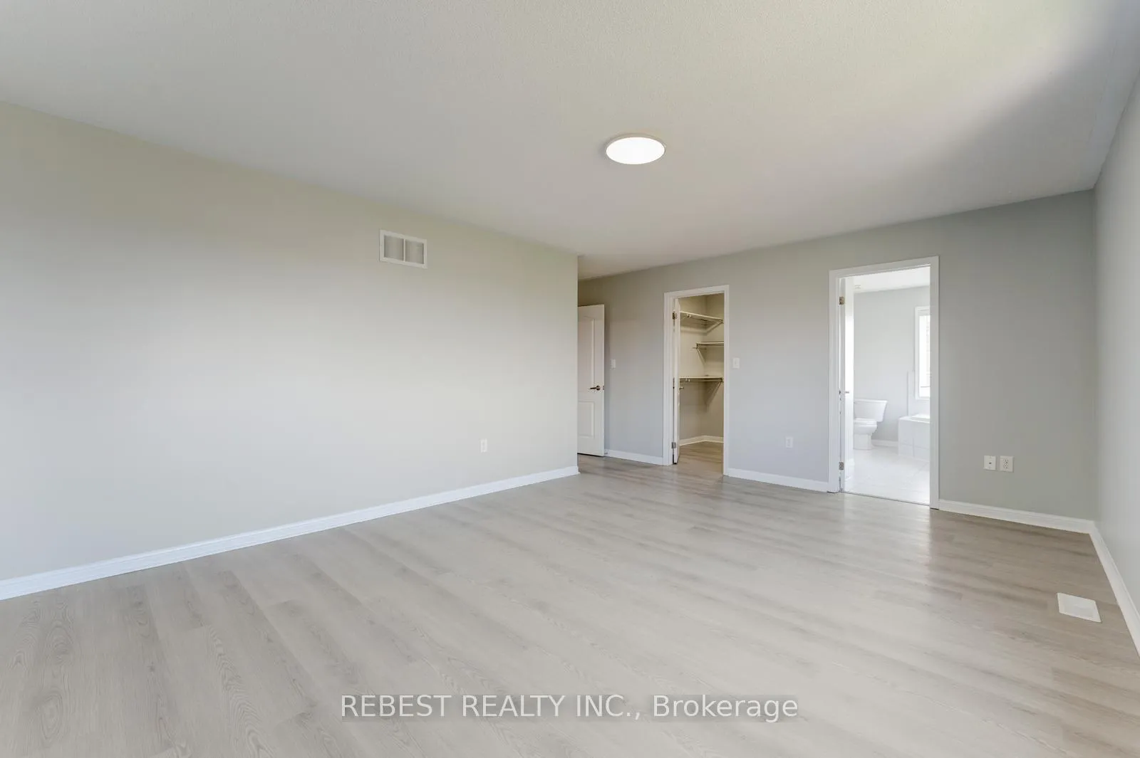 Photo 23 of 22 Birch Tree Trail, Brampton, Bram East — HOMEH