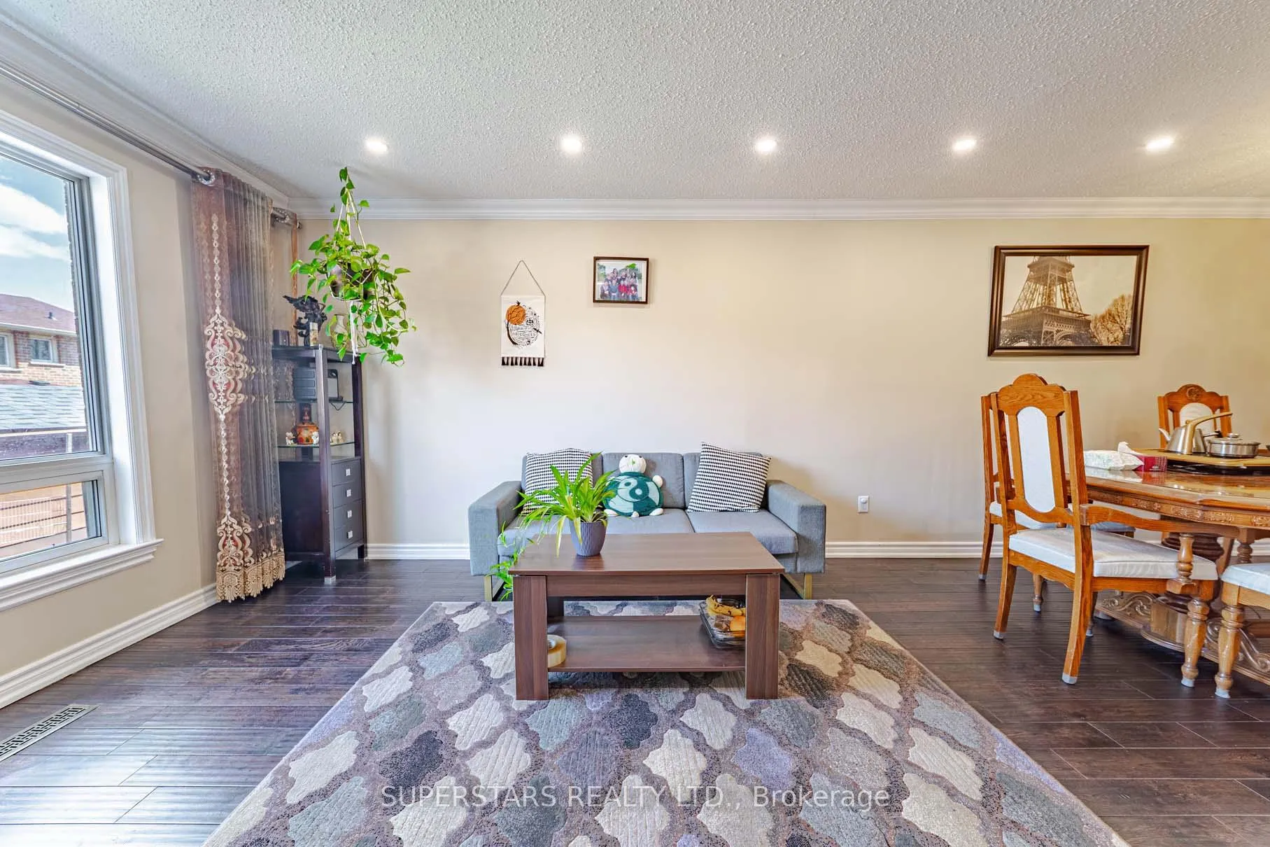 Photo 5 of 14 Kemsing Court, Markham, Milliken Mills West — HOMEH