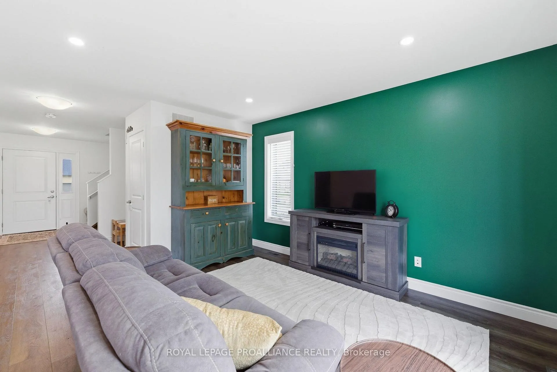 Photo 19 of 18 Rabbit Road, Brighton — HOMEH