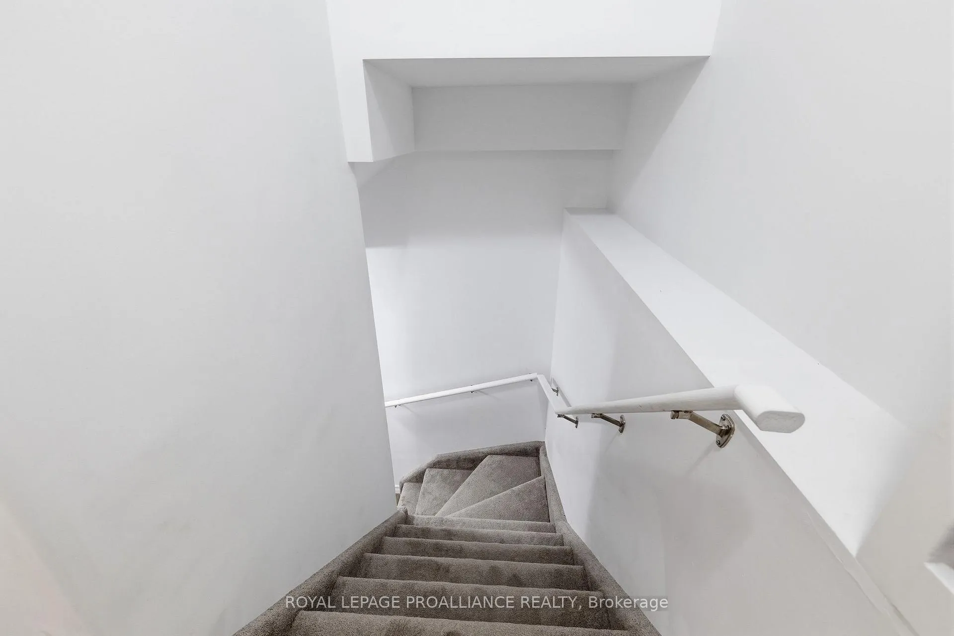 Photo 34 of 18 Rabbit Road, Brighton — HOMEH