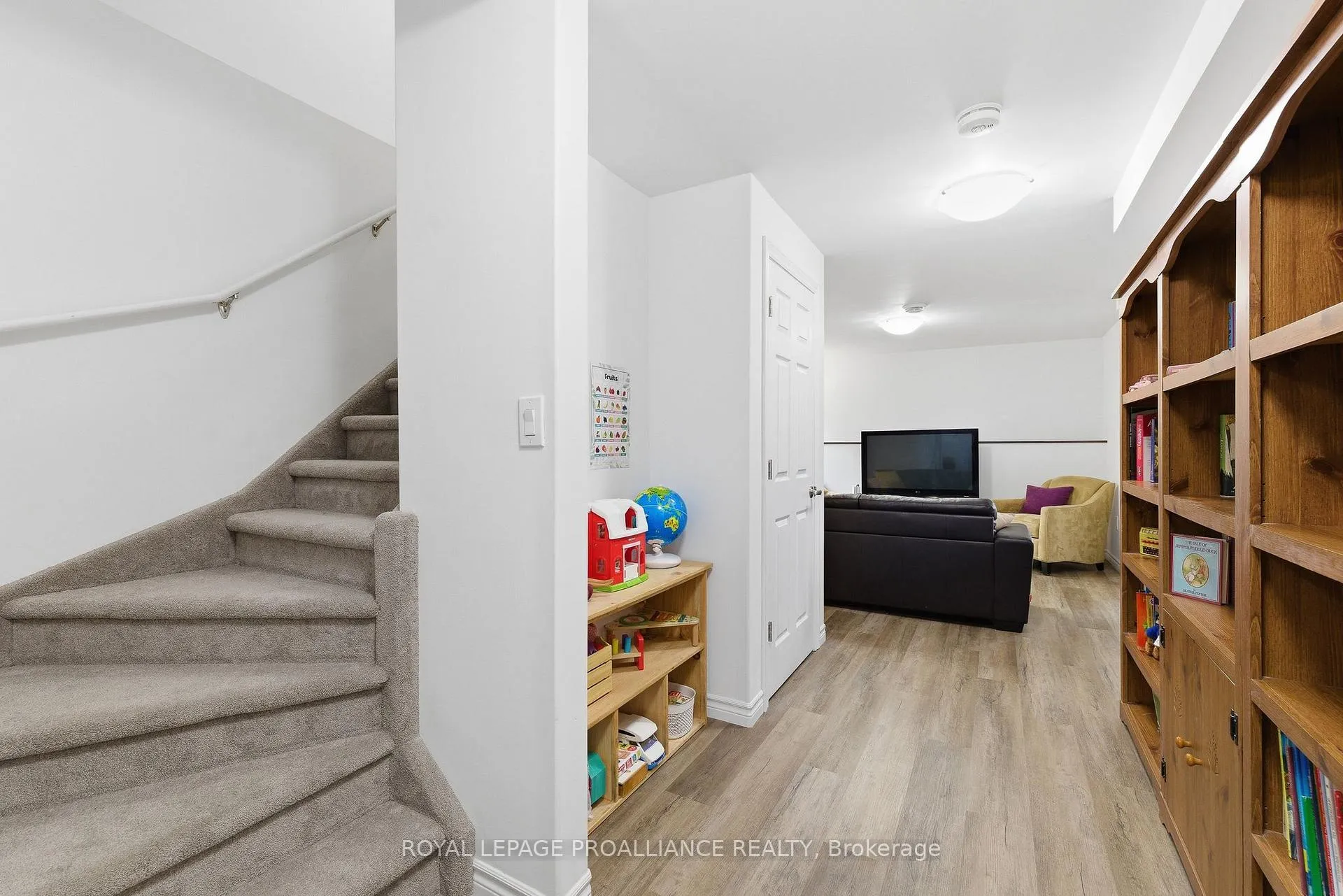 Photo 35 of 18 Rabbit Road, Brighton — HOMEH