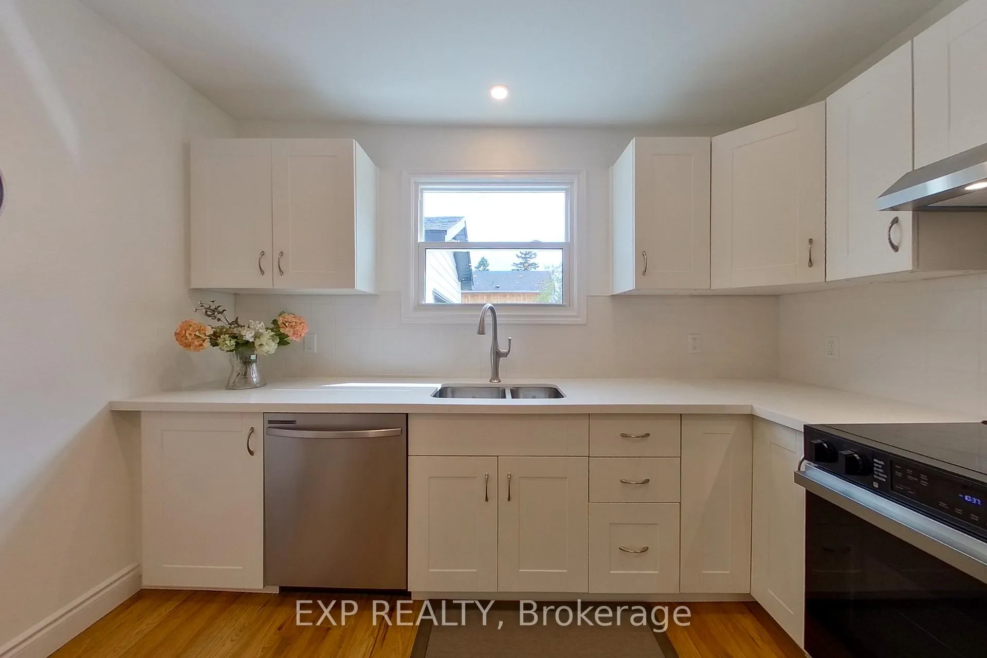Photo 11 of 169 Peel Street, Collingwood — HOMEH