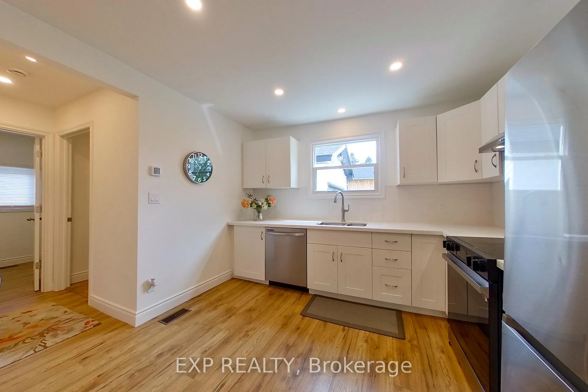 Photo 12 of 169 Peel Street, Collingwood — HOMEH