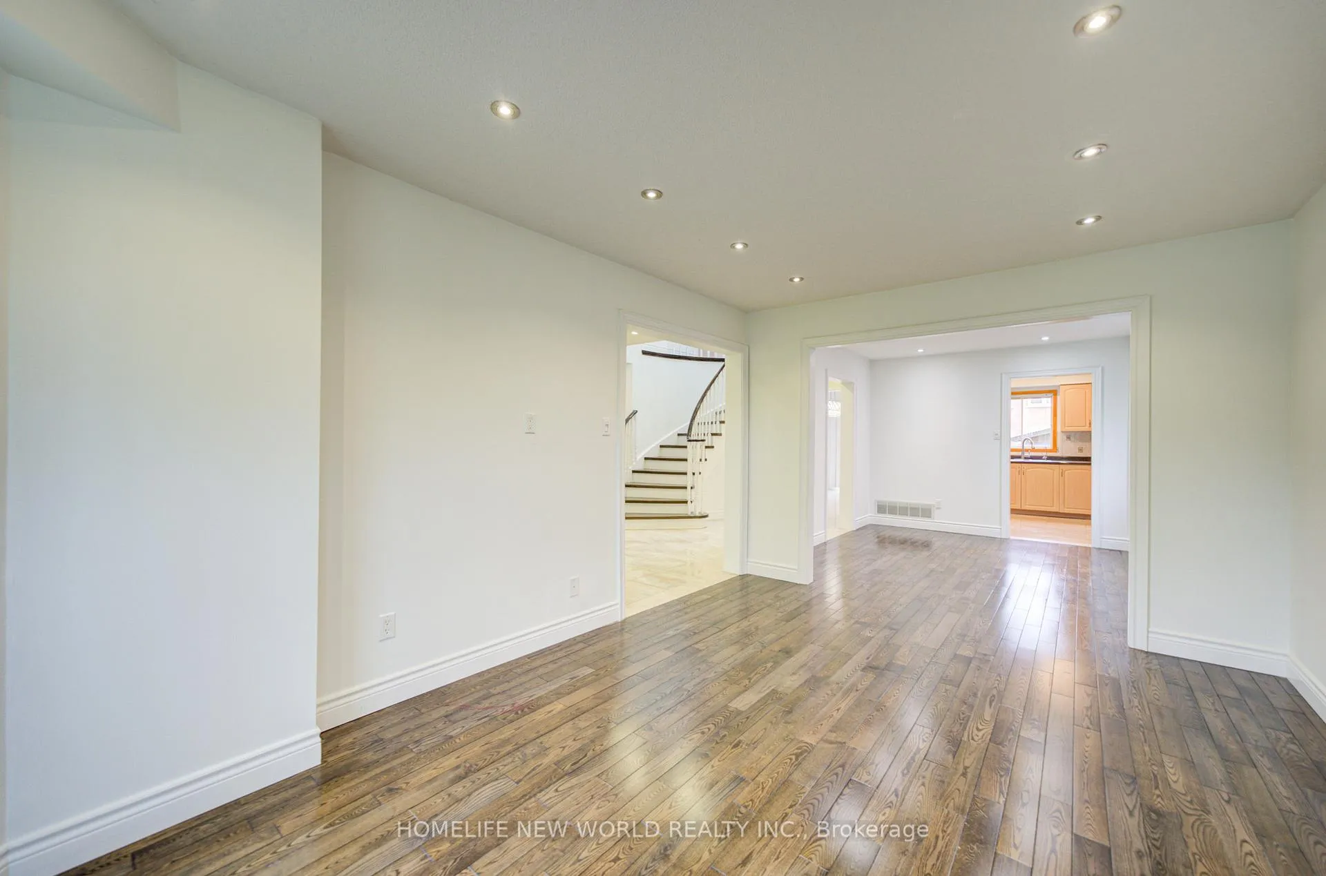 Photo 6 of 133 Stather Crescent, Markham, Milliken Mills East — HOMEH