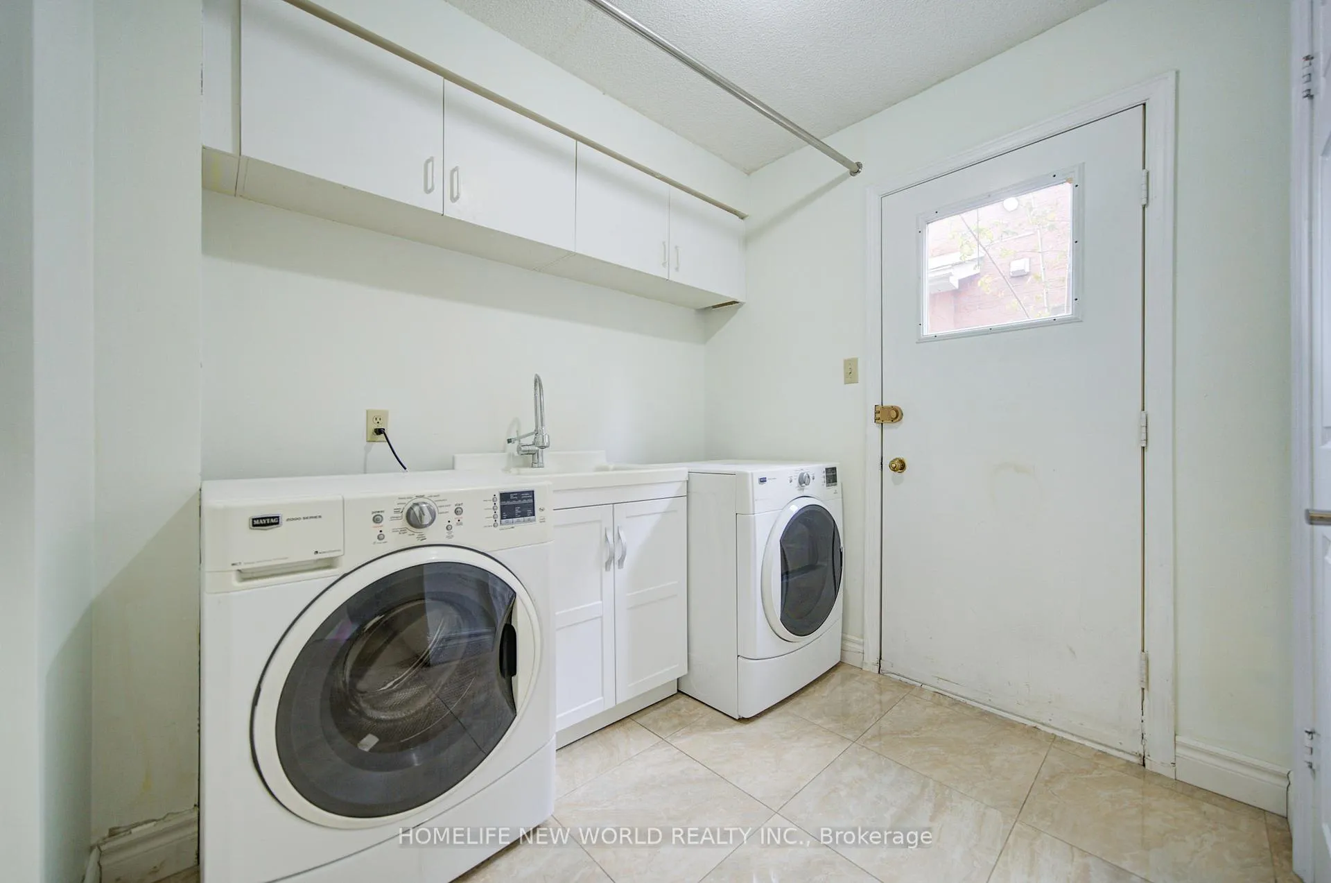 Photo 10 of 133 Stather Crescent, Markham, Milliken Mills East — HOMEH