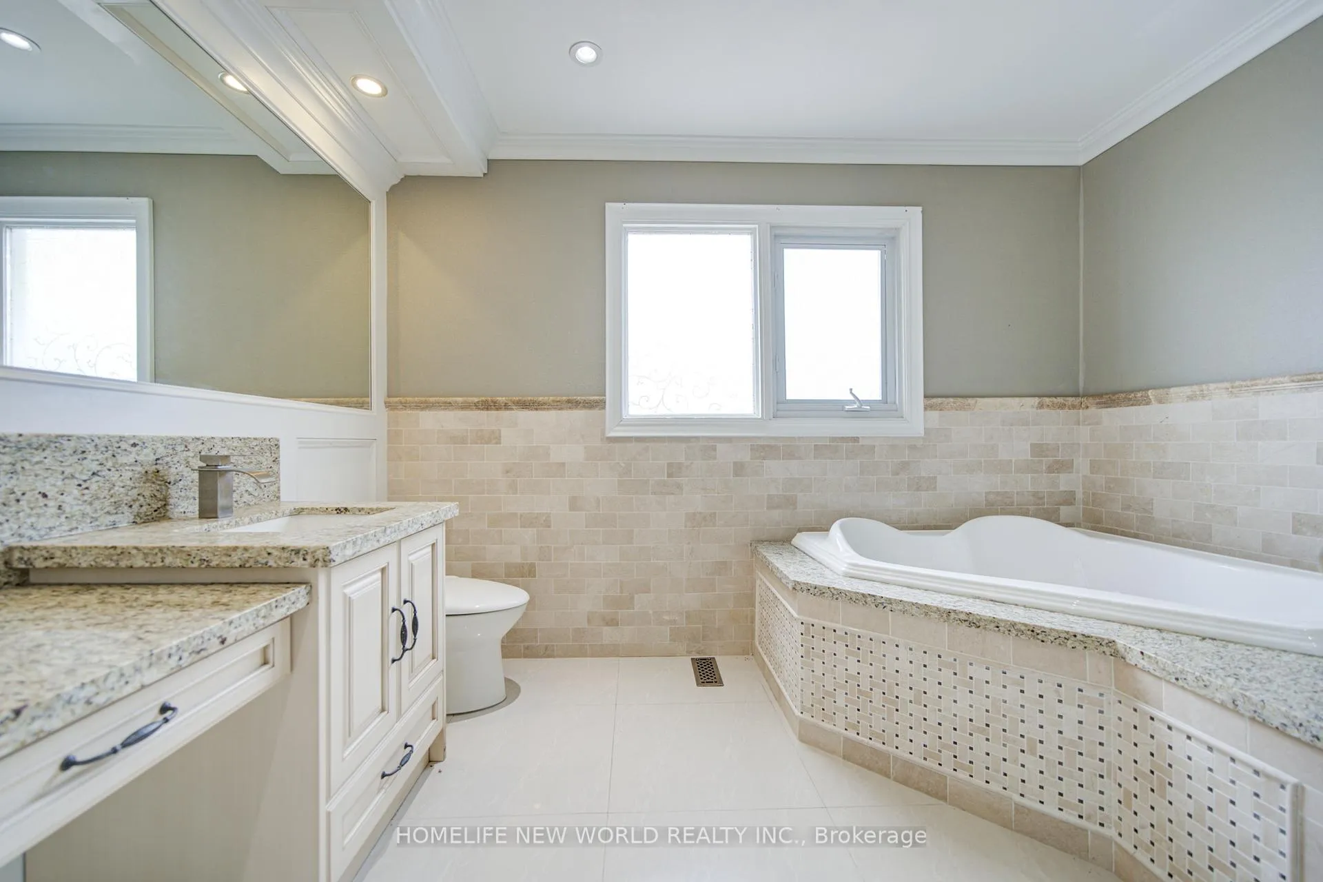 Photo 44 of 133 Stather Crescent, Markham, Milliken Mills East — HOMEH