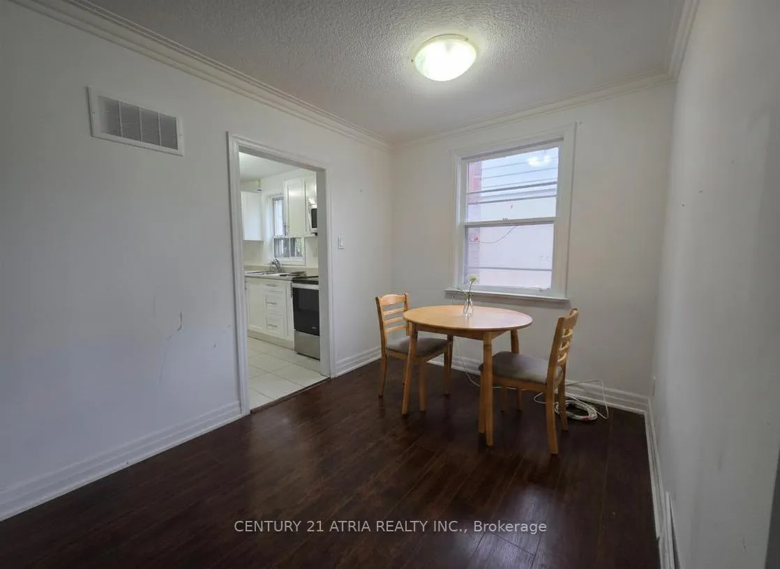 Photo 4 of Unit Main, 18 Grandview Avenue, Markham, Grandview — HOMEH