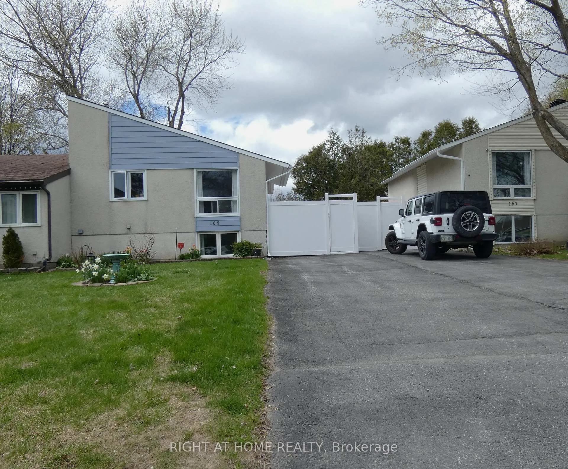 Photo 5 of 169 Castlefrank Road, Ottawa, Kanata - Glencairn/Hazeldean — HOMEH