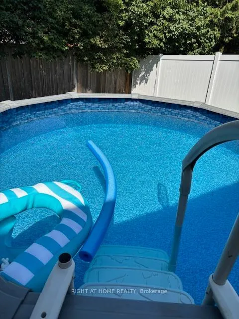Photo 27 of 169 Castlefrank Road, Ottawa, Kanata - Glencairn/Hazeldean — HOMEH