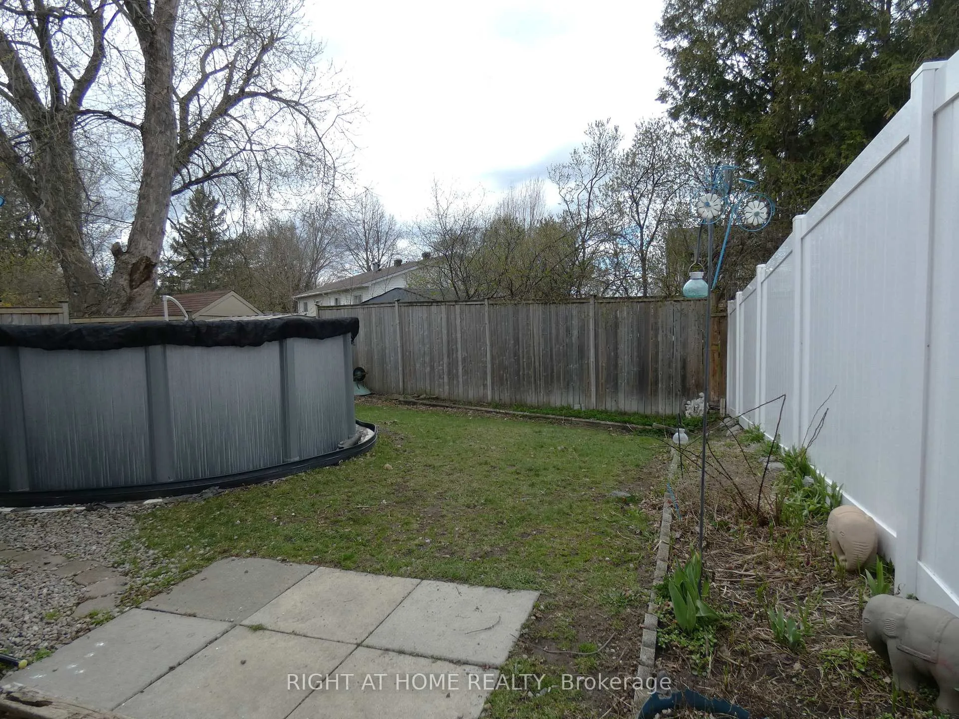 Photo 28 of 169 Castlefrank Road, Ottawa, Kanata - Glencairn/Hazeldean — HOMEH