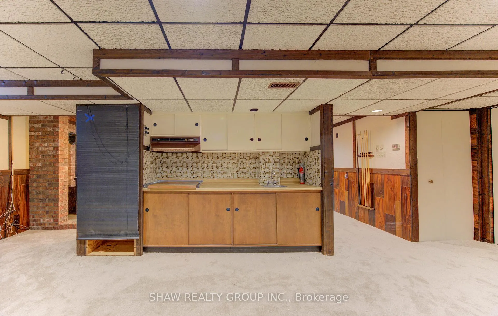 Photo 35 of 32 Brookview Court, Kitchener — HOMEH