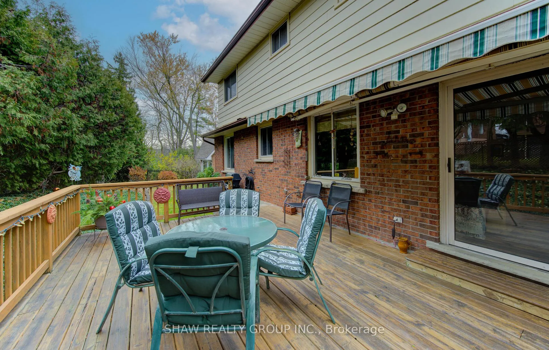 Photo 38 of 32 Brookview Court, Kitchener — HOMEH