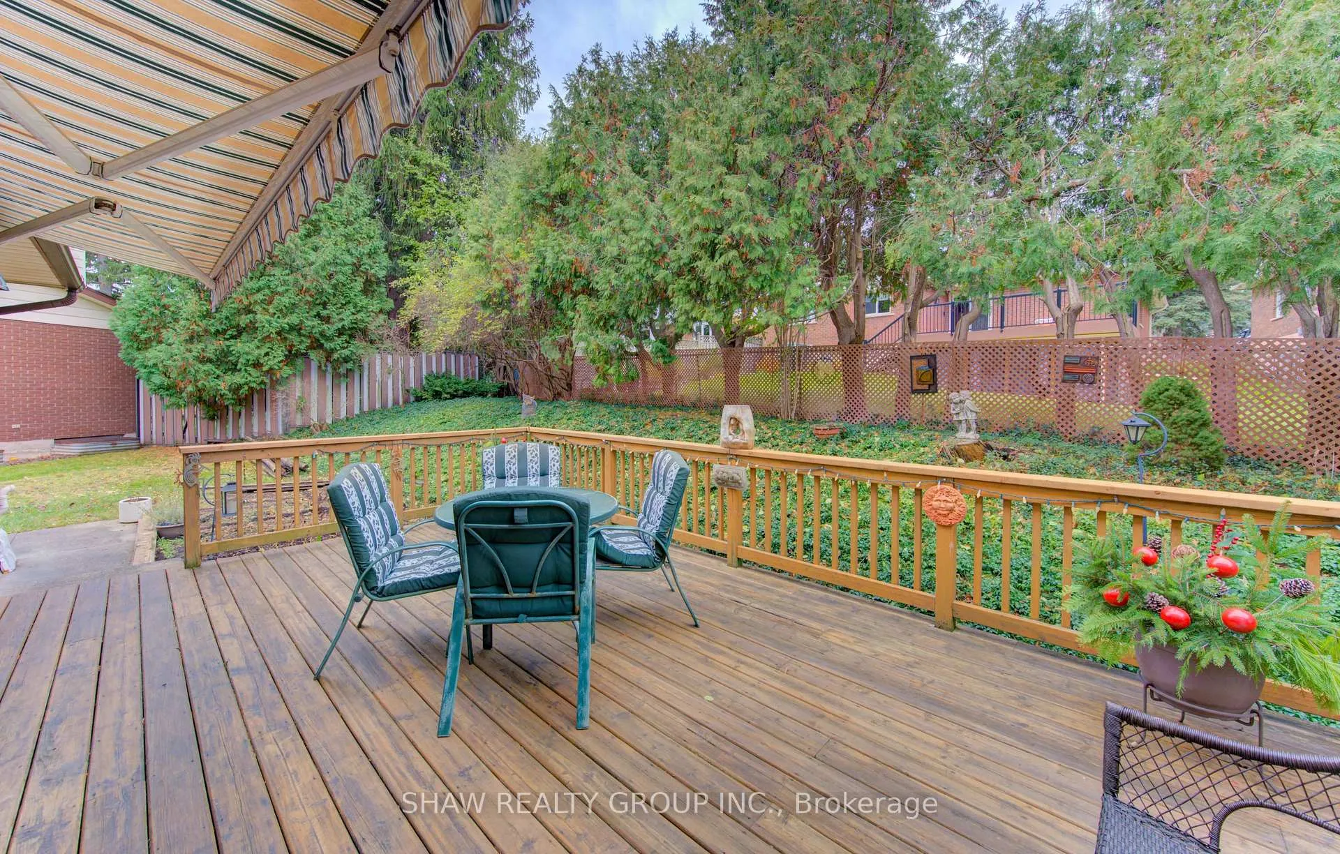 Photo 39 of 32 Brookview Court, Kitchener — HOMEH
