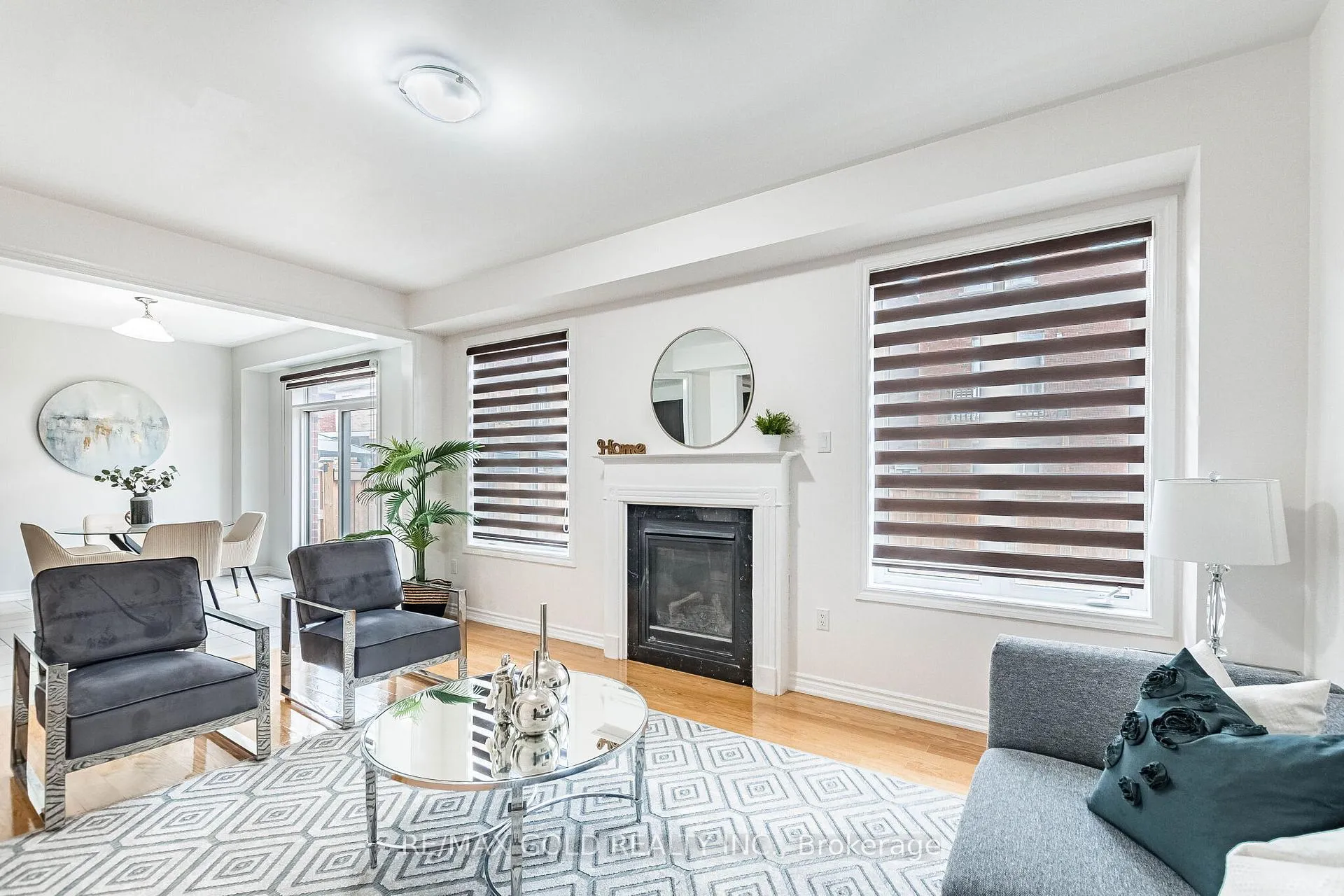 Photo 9 of 44 Roulette Crescent, Brampton, Northwest Brampton — HOMEH