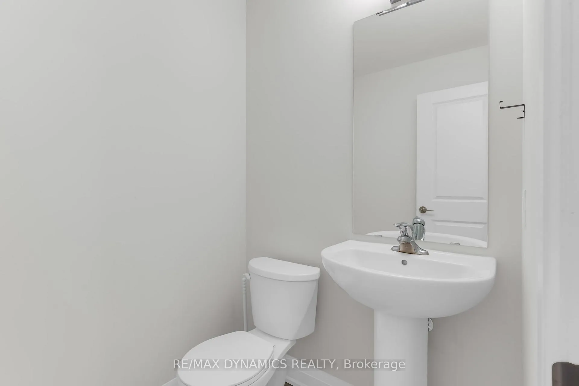 Photo 6 of Unit 110, 4552 Portage Road, Niagara Falls, Cherrywood — HOMEH