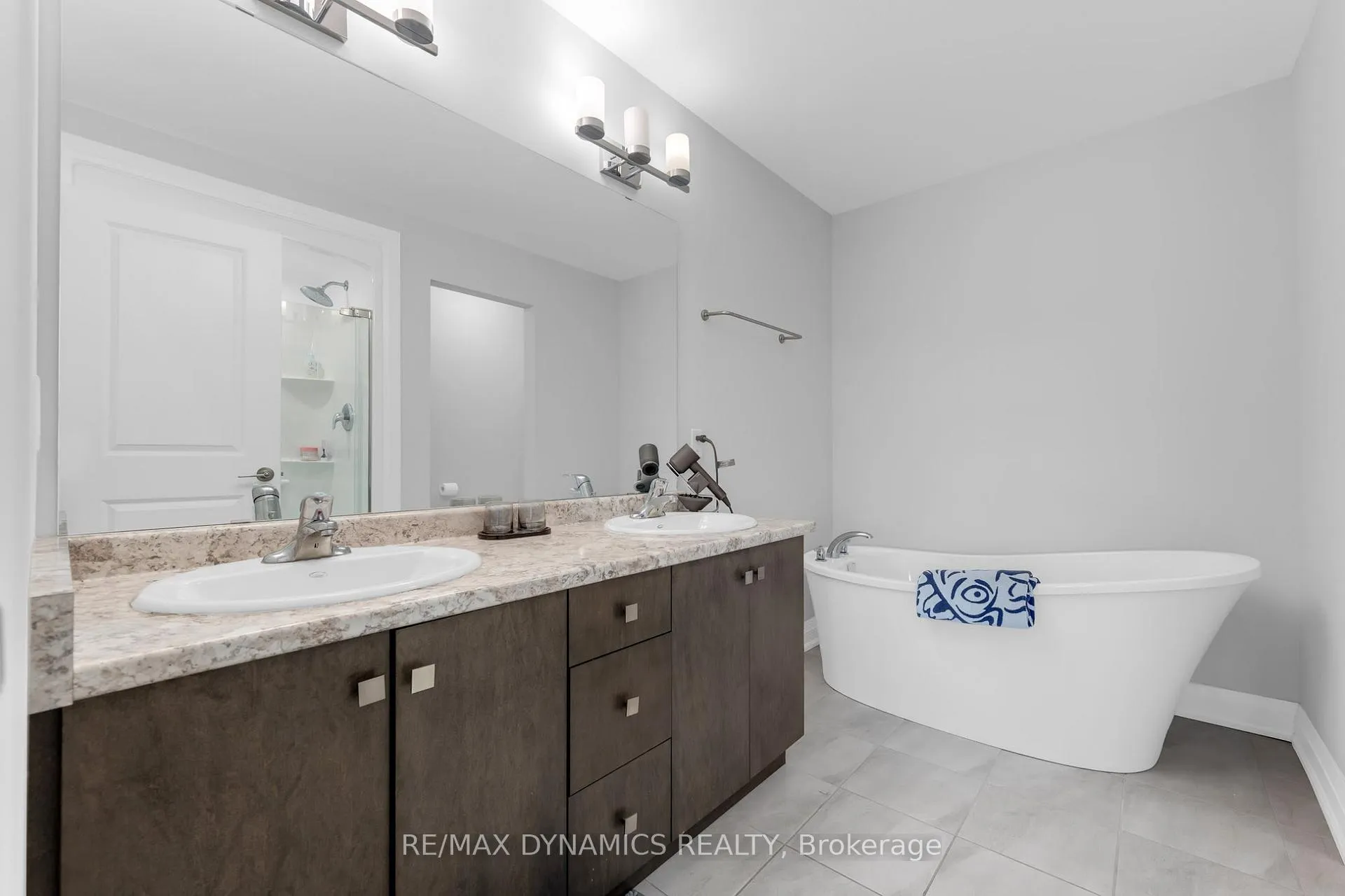Photo 9 of Unit 110, 4552 Portage Road, Niagara Falls, Cherrywood — HOMEH