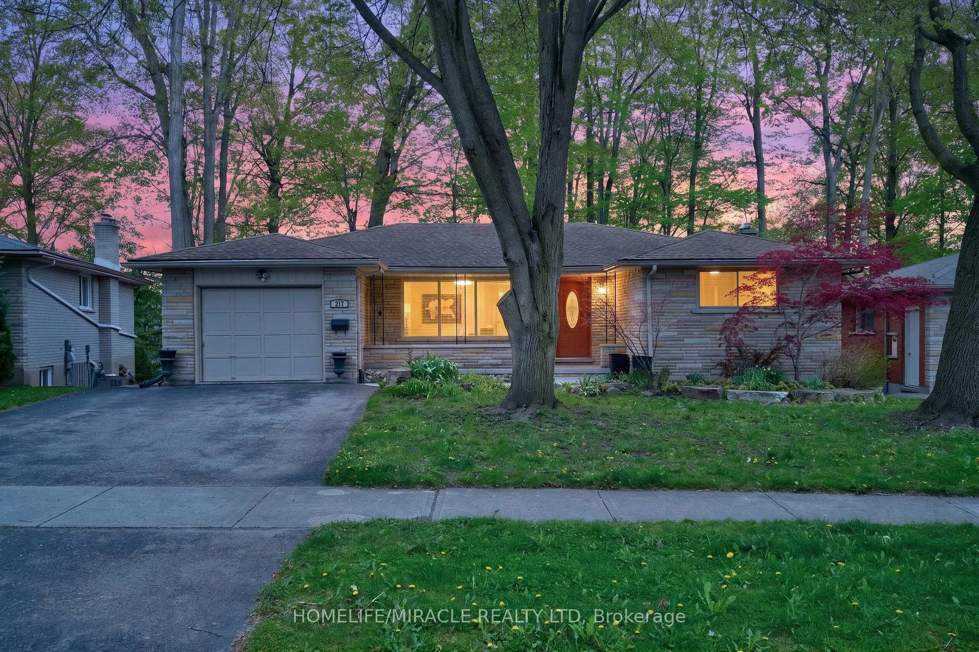 Front of 217 Pinegrove Crescent