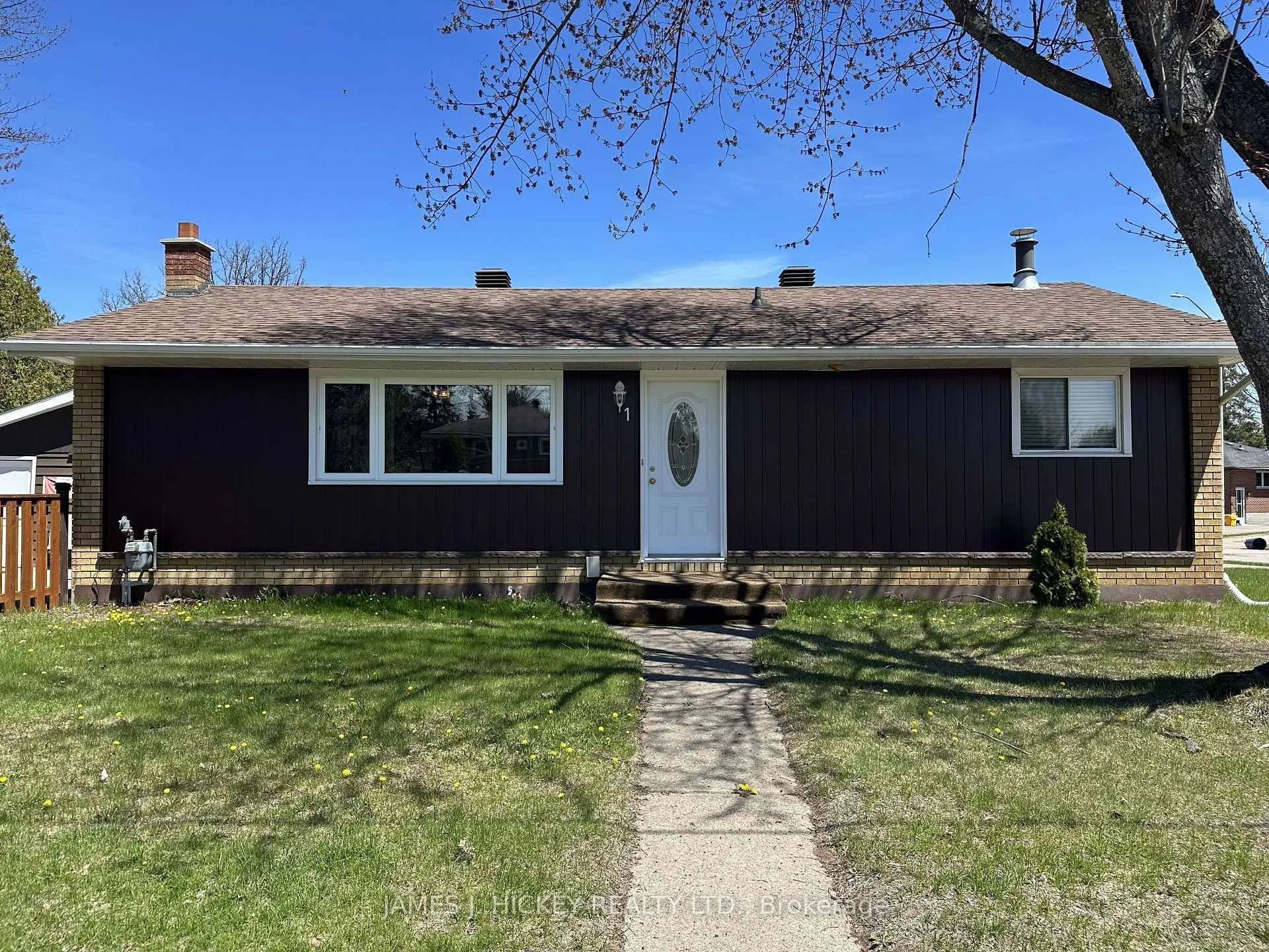Photo 1 of 1 Highland Crescent, Deep River — HOMEH