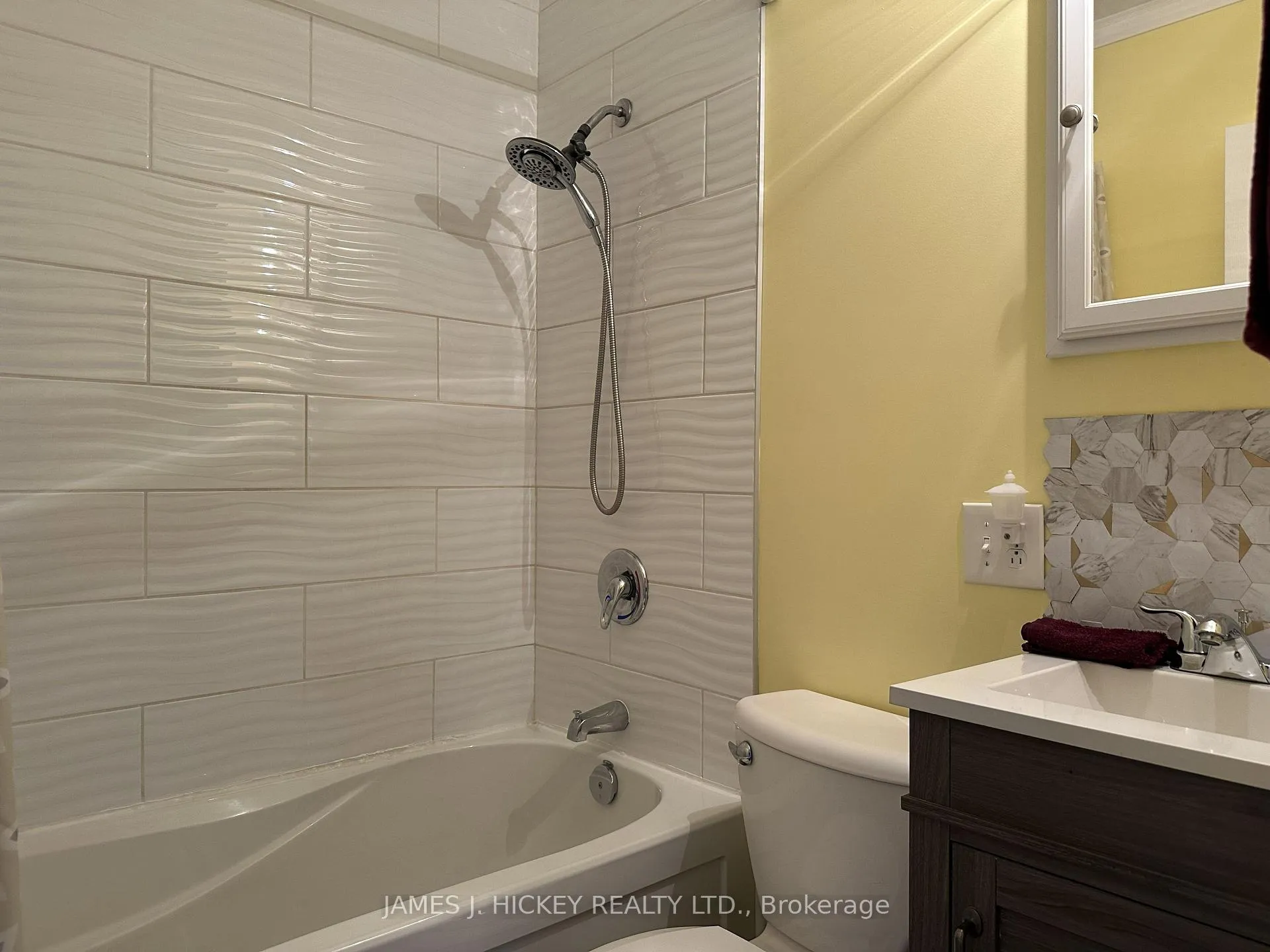 Photo 14 of 1 Highland Crescent, Deep River — HOMEH