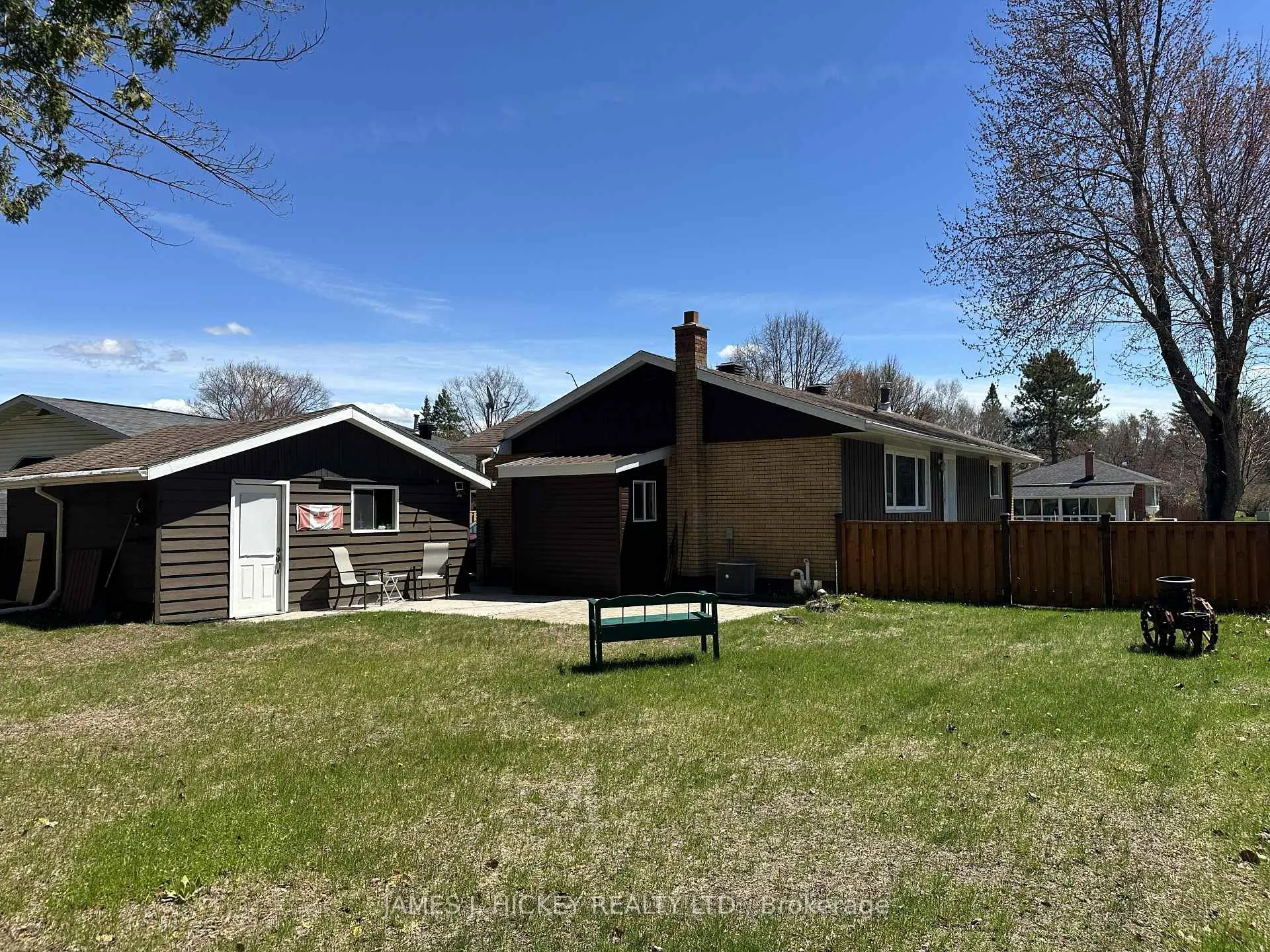 Photo 24 of 1 Highland Crescent, Deep River — HOMEH