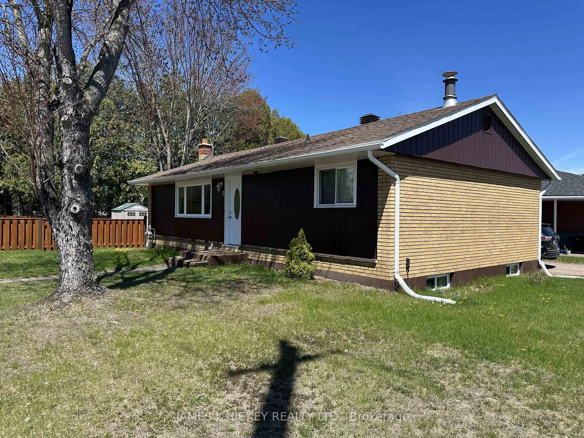 Photo 27 of 1 Highland Crescent, Deep River — HOMEH